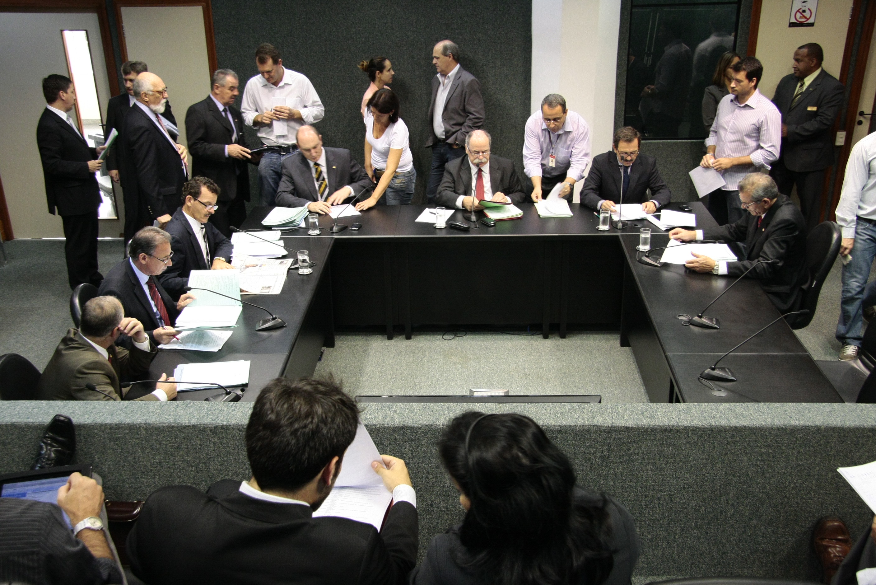 Comissão de Constituição e Justiça