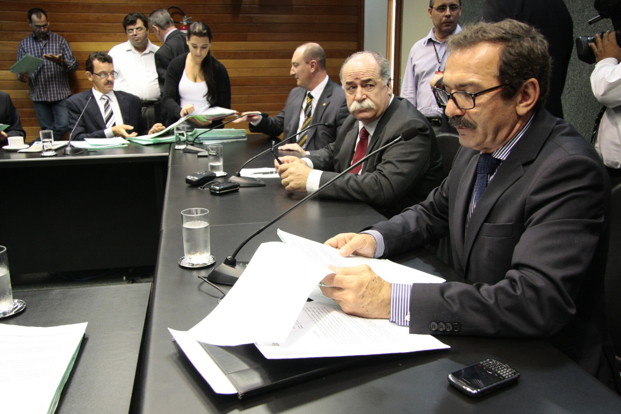 Na penúltima reunião ordinária do ano, CCJ aprecia 53 projetos de lei