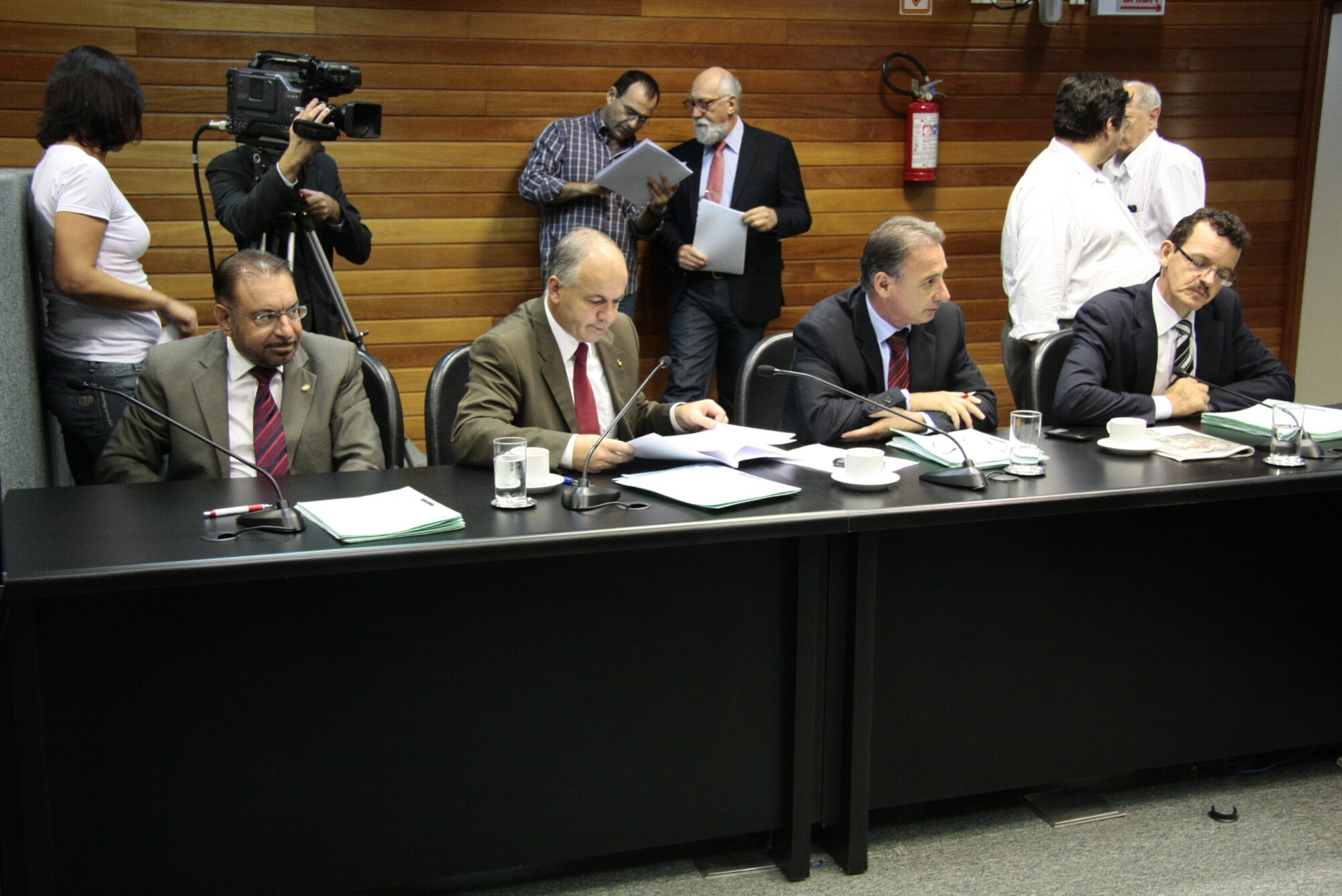 CCJ aprova PL que oferece internação em hospital privado a gestantes com gravidez de risco