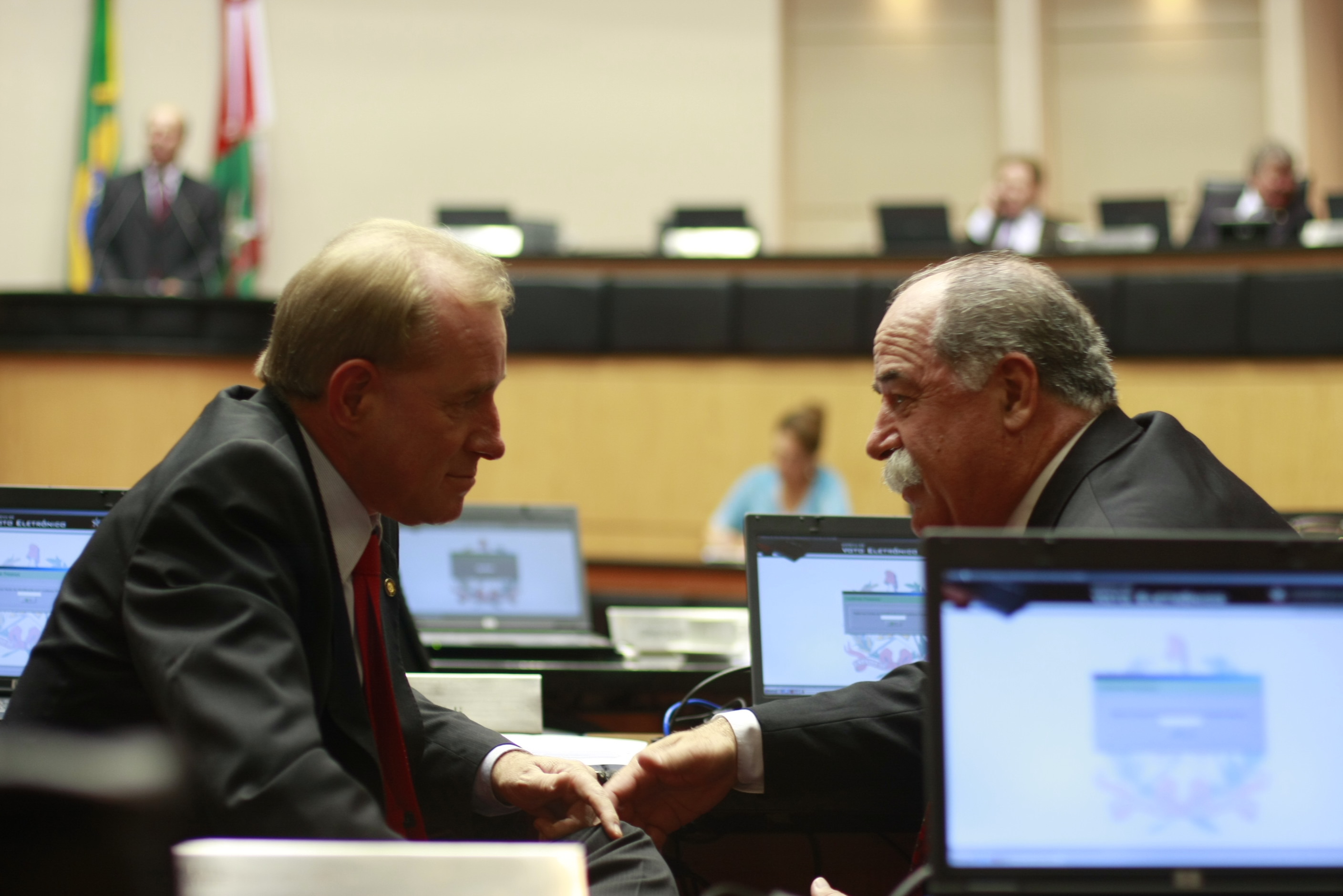 Sessão Ordinária - Plenário Osni Régis - Foto: Lucas Gabriel Diniz