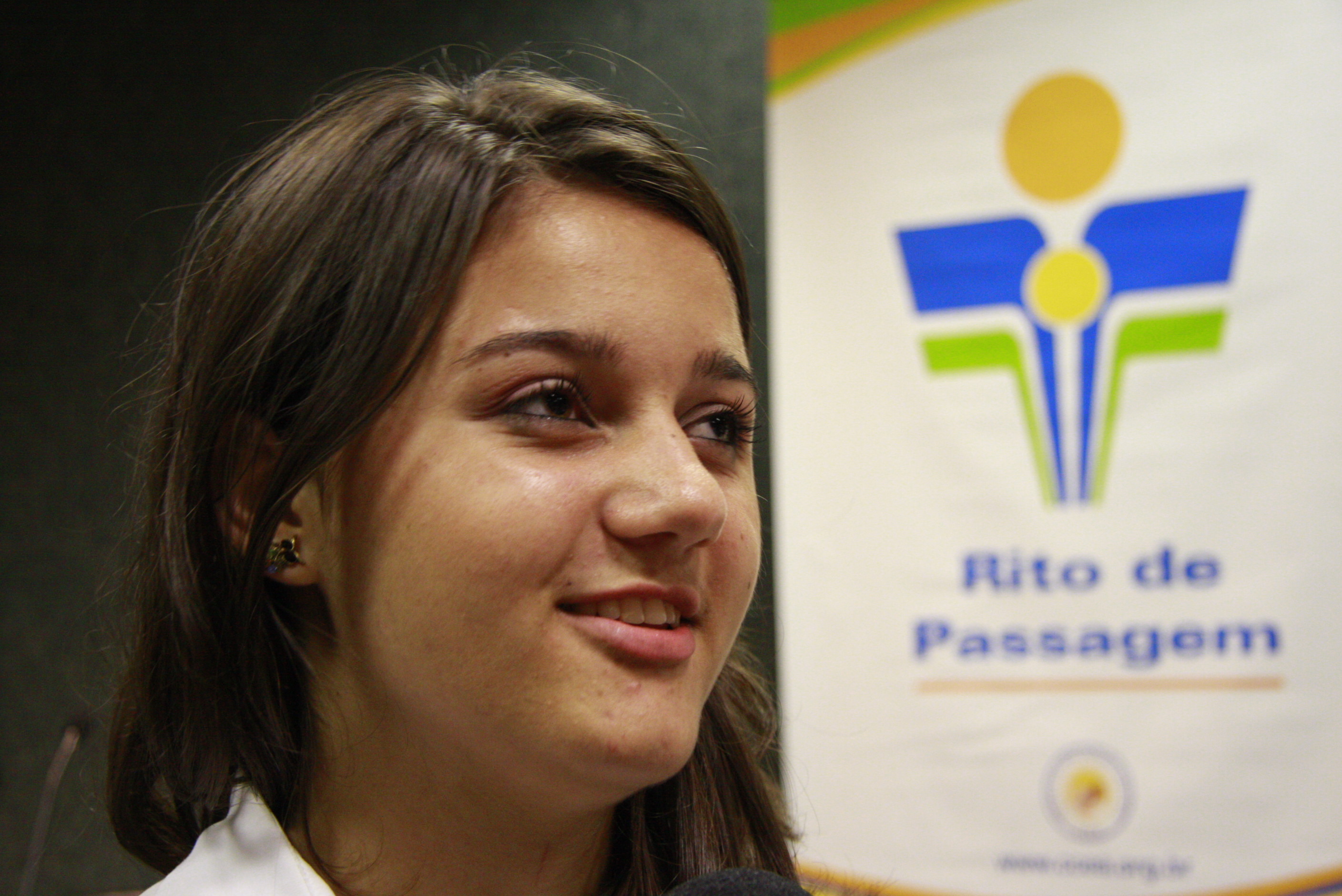 Cerimônia do Instituto Padre Vilson Groh - IVG     Raynara Marcon Reinaldi    Foto: Solon Soares