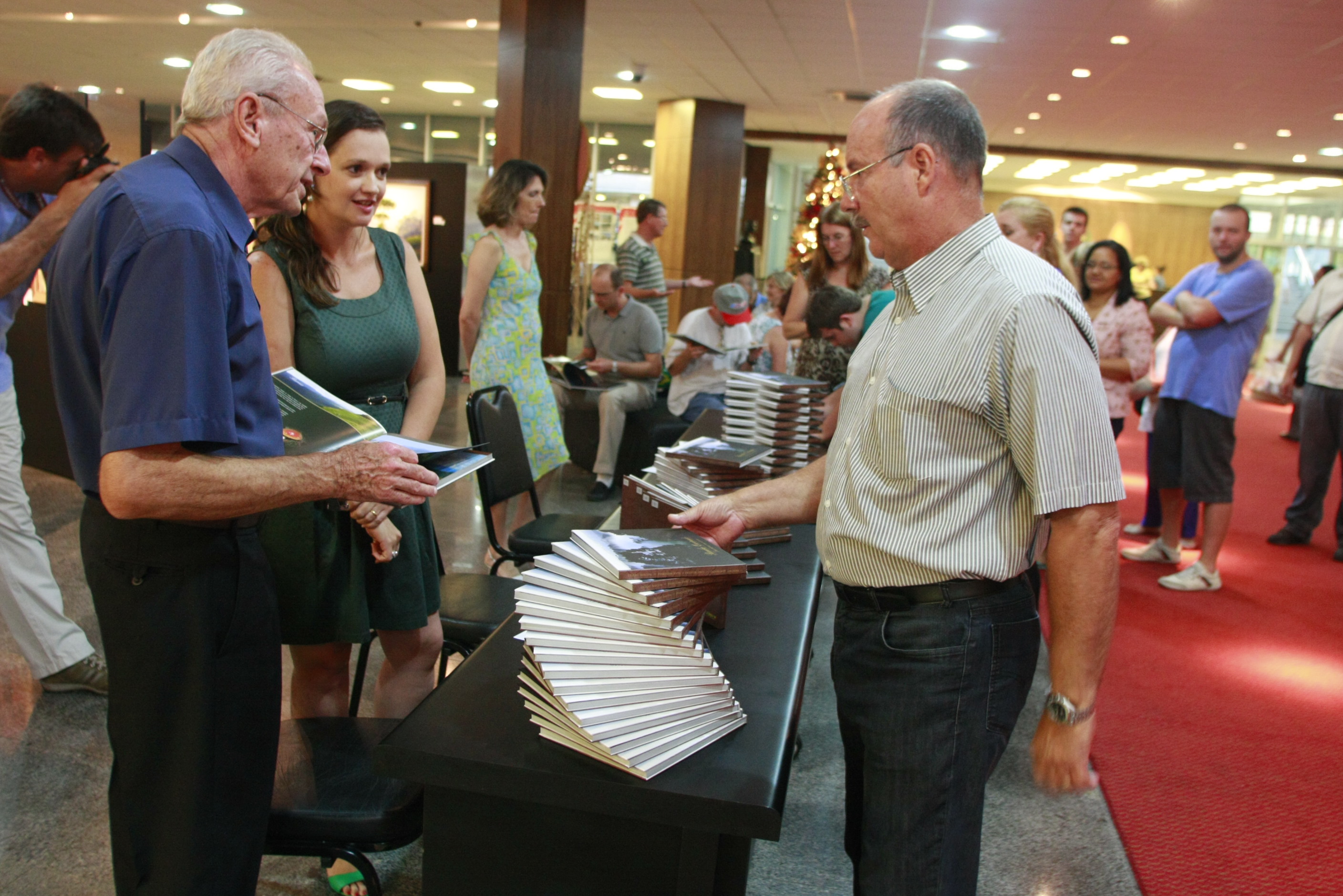 Lançamento Literário - Rancho Queimado - Foto: Lucas Gabriel Diniz
