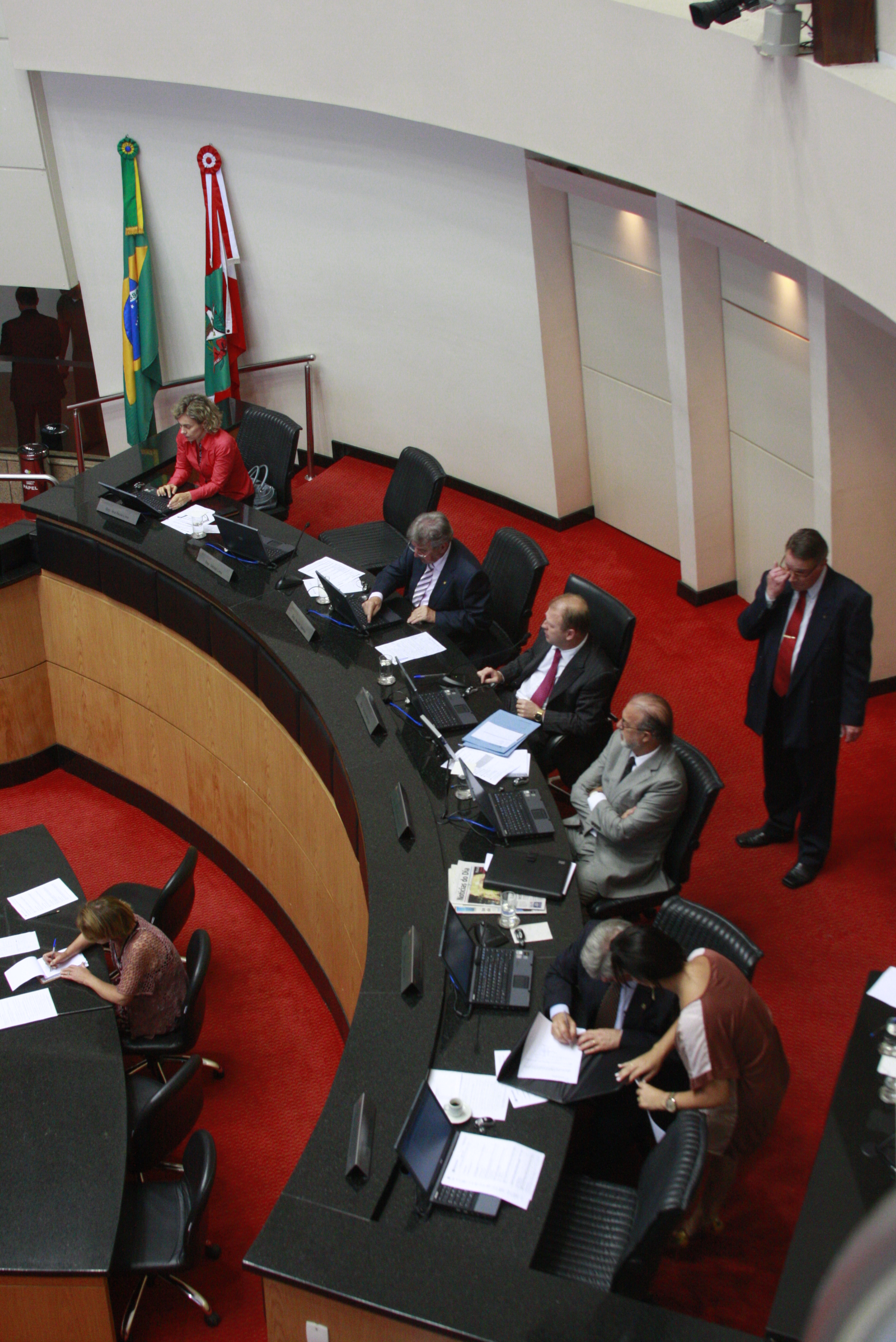 Sessão Ordinária - Plenário Osni Régis - Foto: Solon Soares