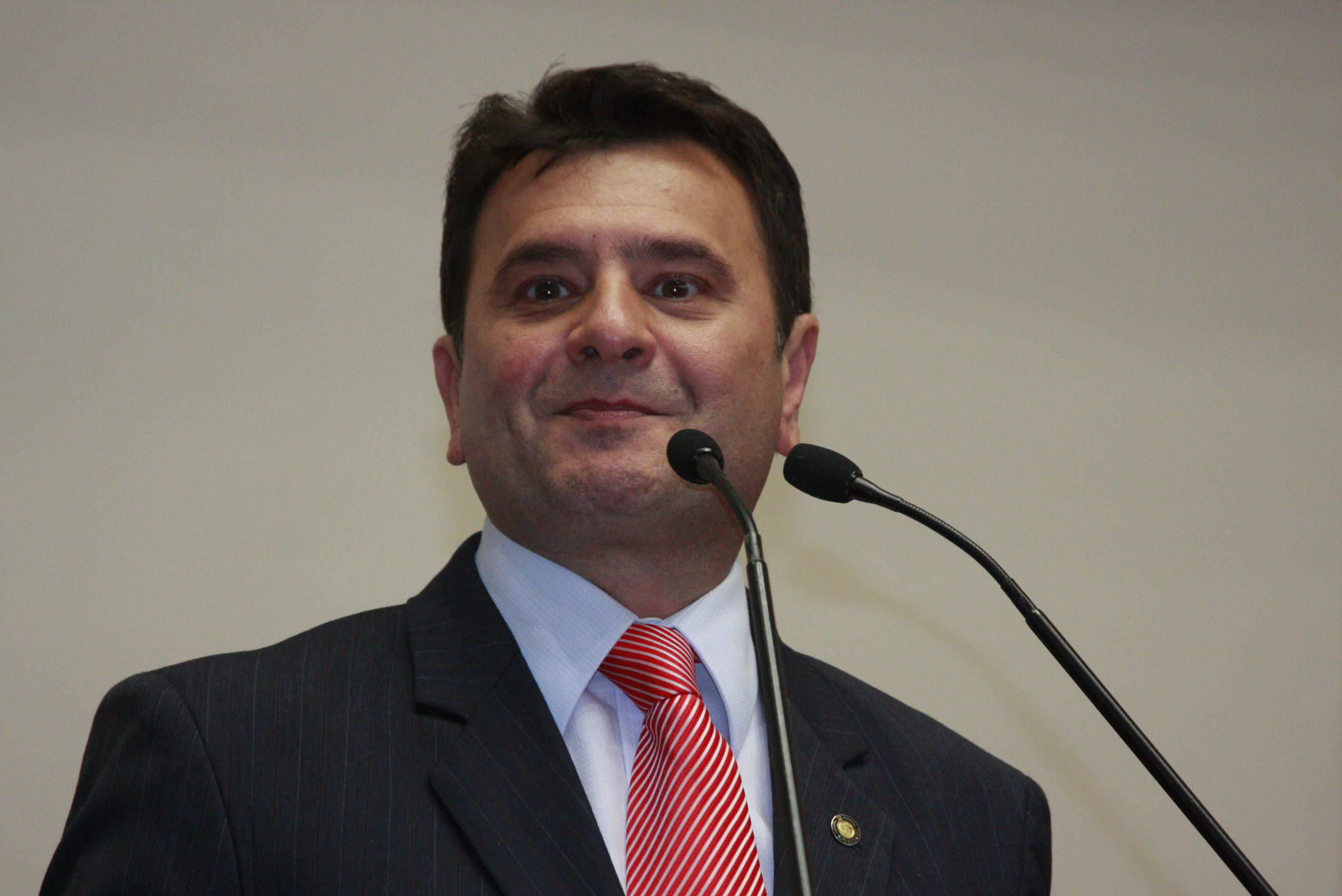 Deputado Elizeu Mattos (PMDB) - Foto: Solon Soares