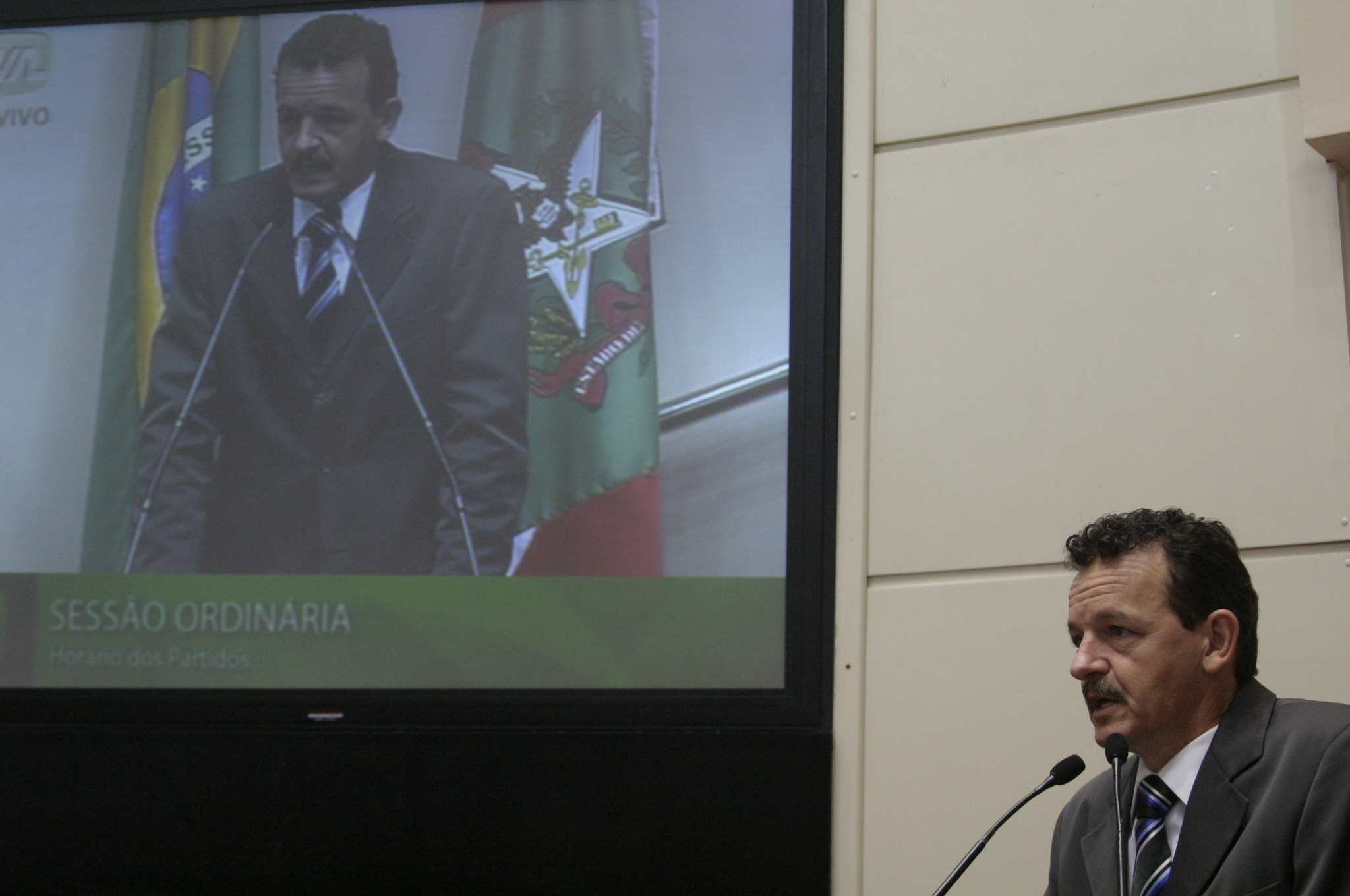 Sessão Ordinária - Plenário Osni Régis - Deputado Dirceu Dresch (PT)
