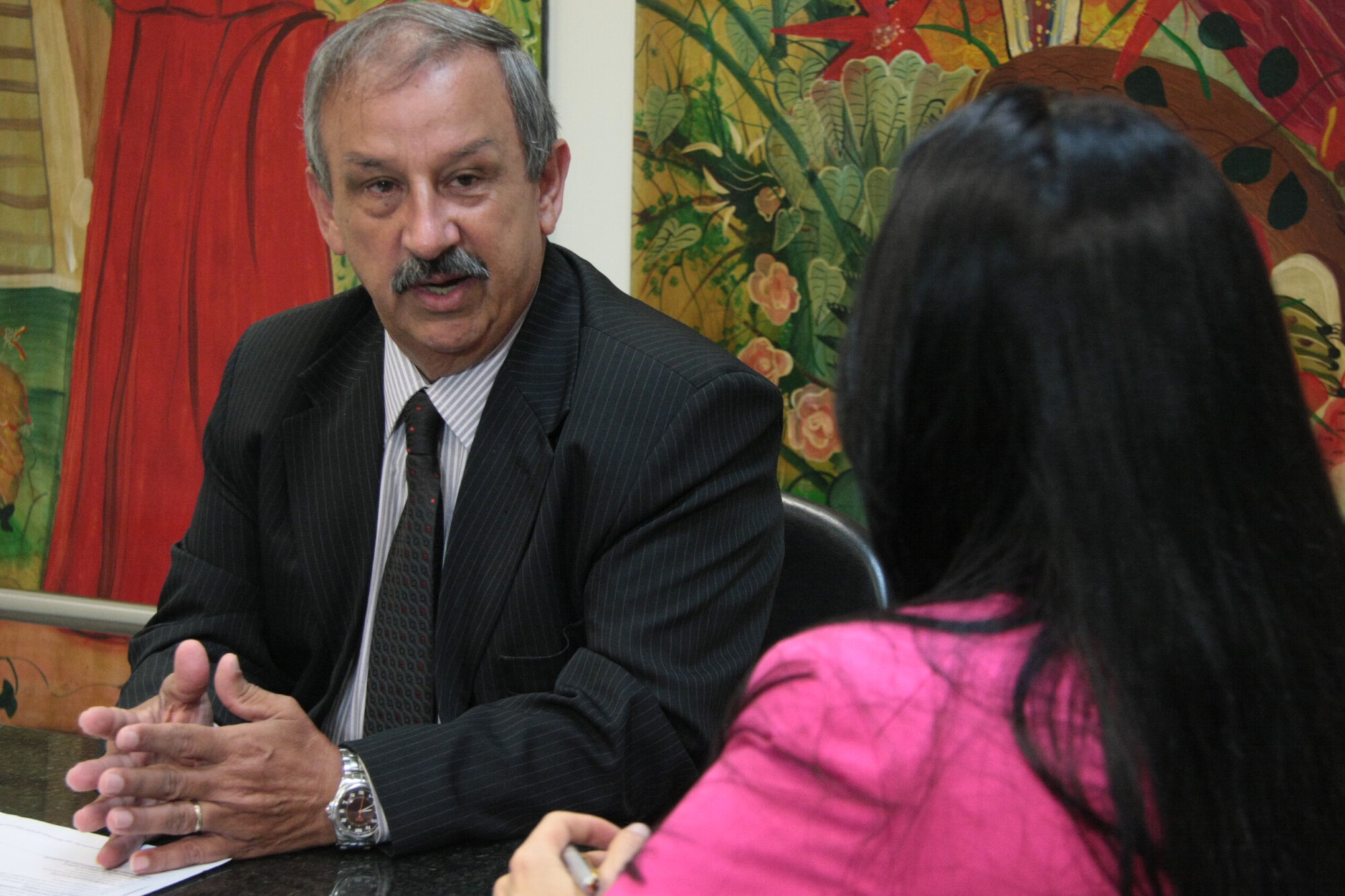 Trabalhadores do comércio têm salário mínimo fixado em R$ 835