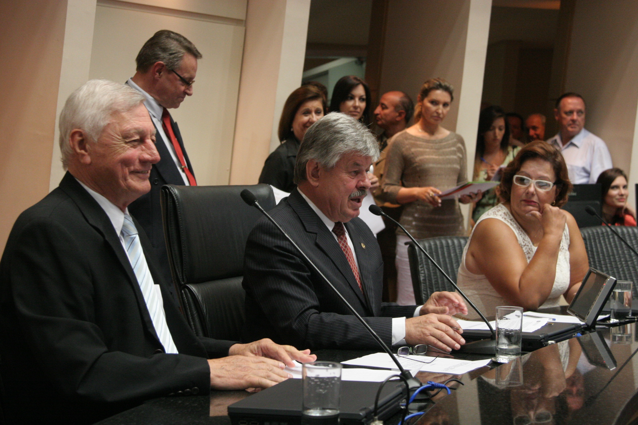 Joares Ponticelli é eleito Presidente da Mesa.  Foto: Carlos Kilian