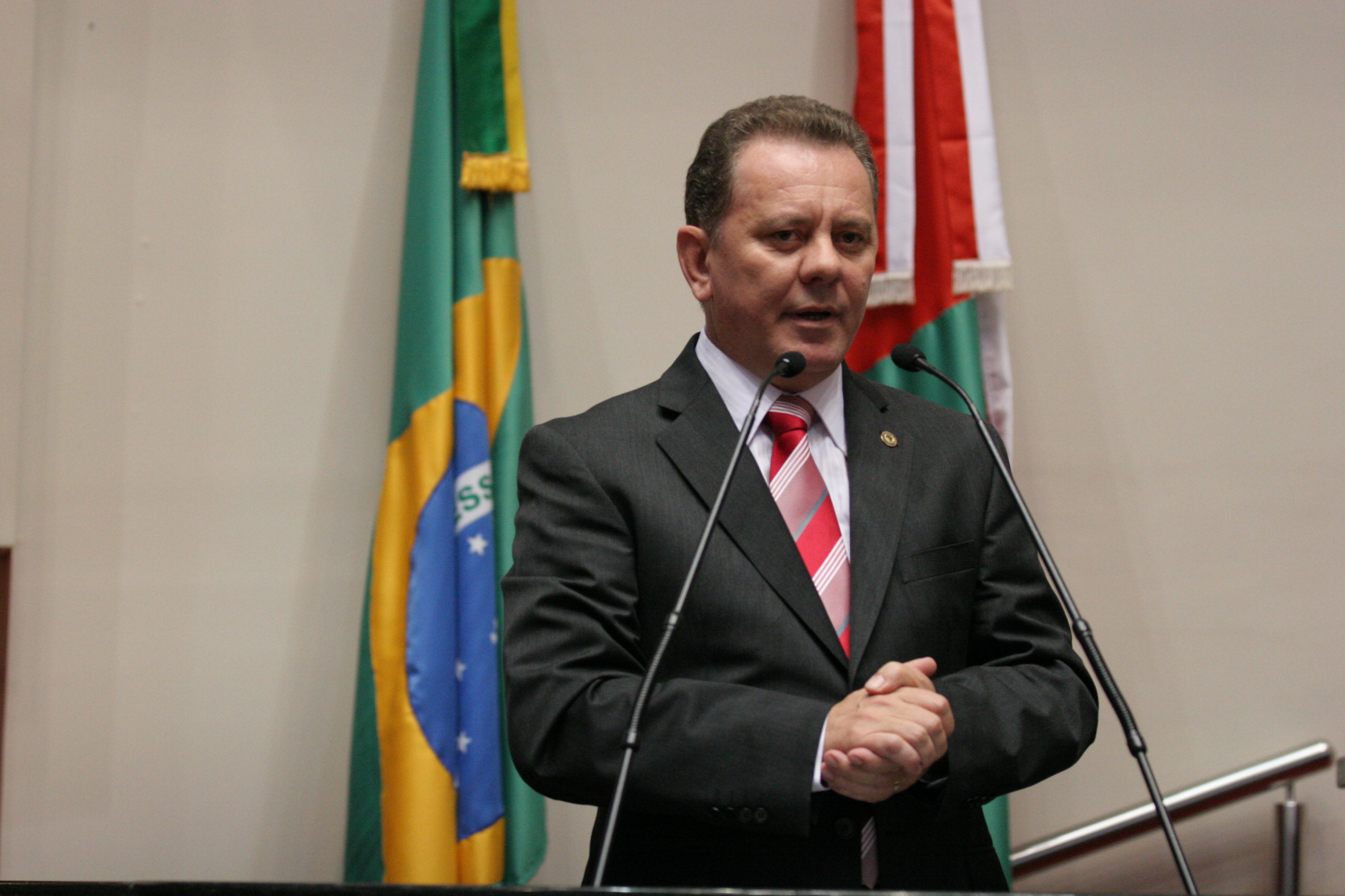 Joares Ponticelli é eleito Presidente da Mesa.  Foto: Carlos Kilian