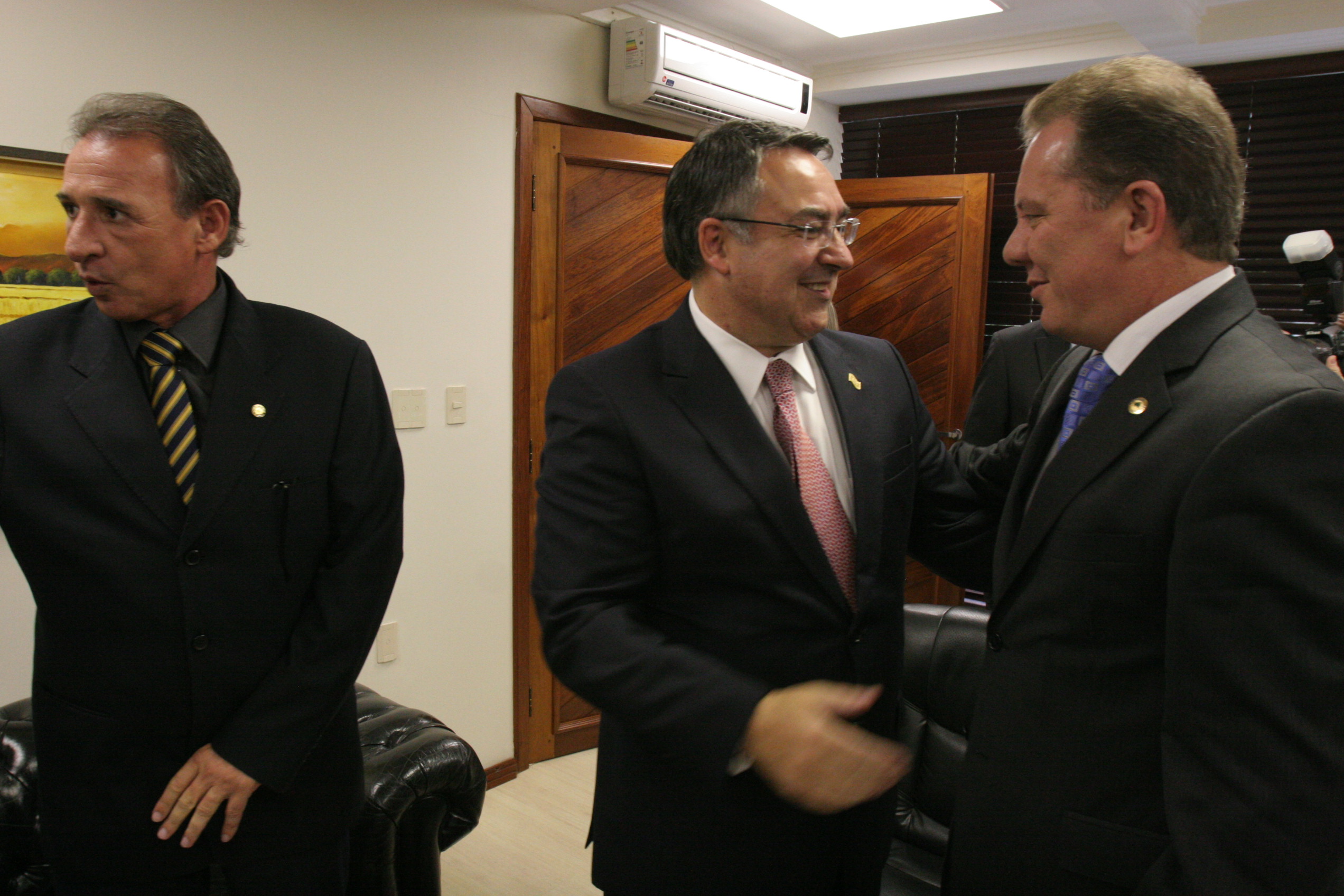 Governador Raimundo Colombo é recebido pelo Presidente da Alesc