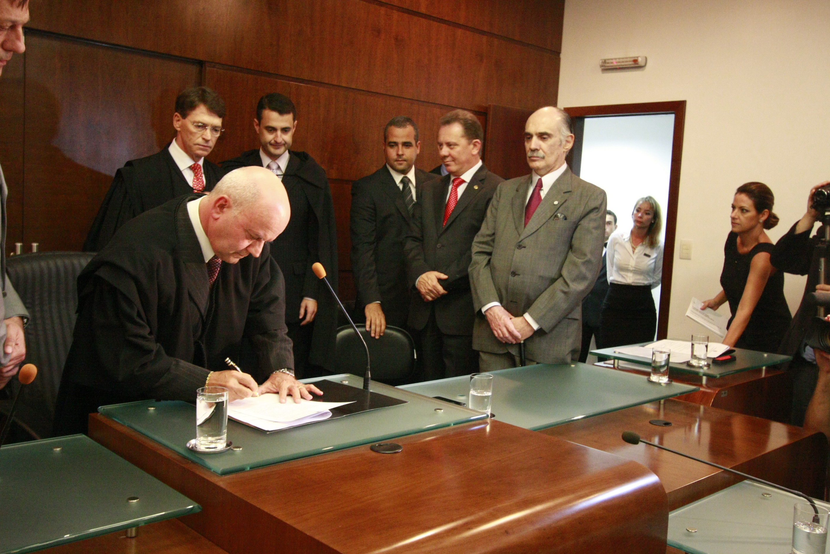Posse de Eládio Torret Rocha, novo presidente do TRE - Foto: Lucas Gabriel Diniz