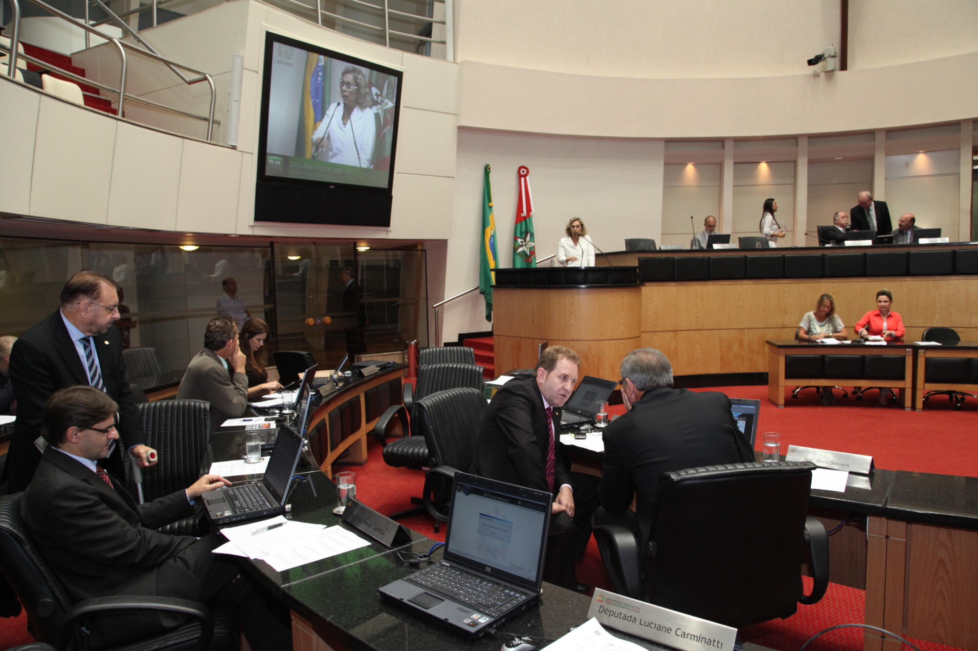 Crise na segurança pública repercute na primeira sessão ordinária do ano