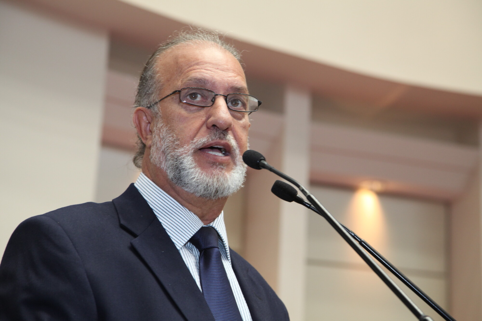 Decreto que altera ICMS mobiliza parlamentares e empresários