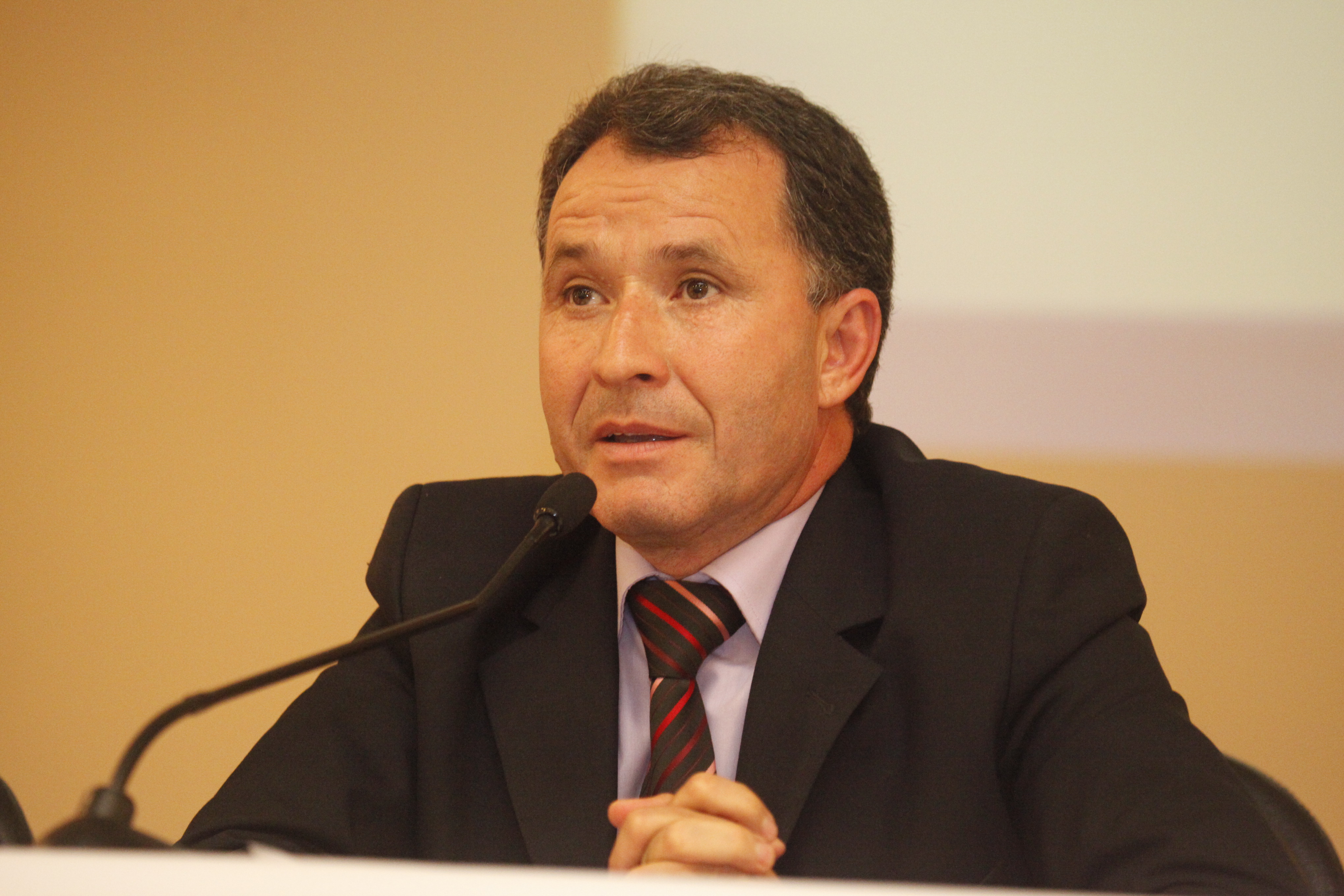 Deputado Darci de Matos (PSD) conduziu a reunião da Frente Parlamentar para debater os efeitos do decreto sobre o ICMS - Foto: Carlos Kilian