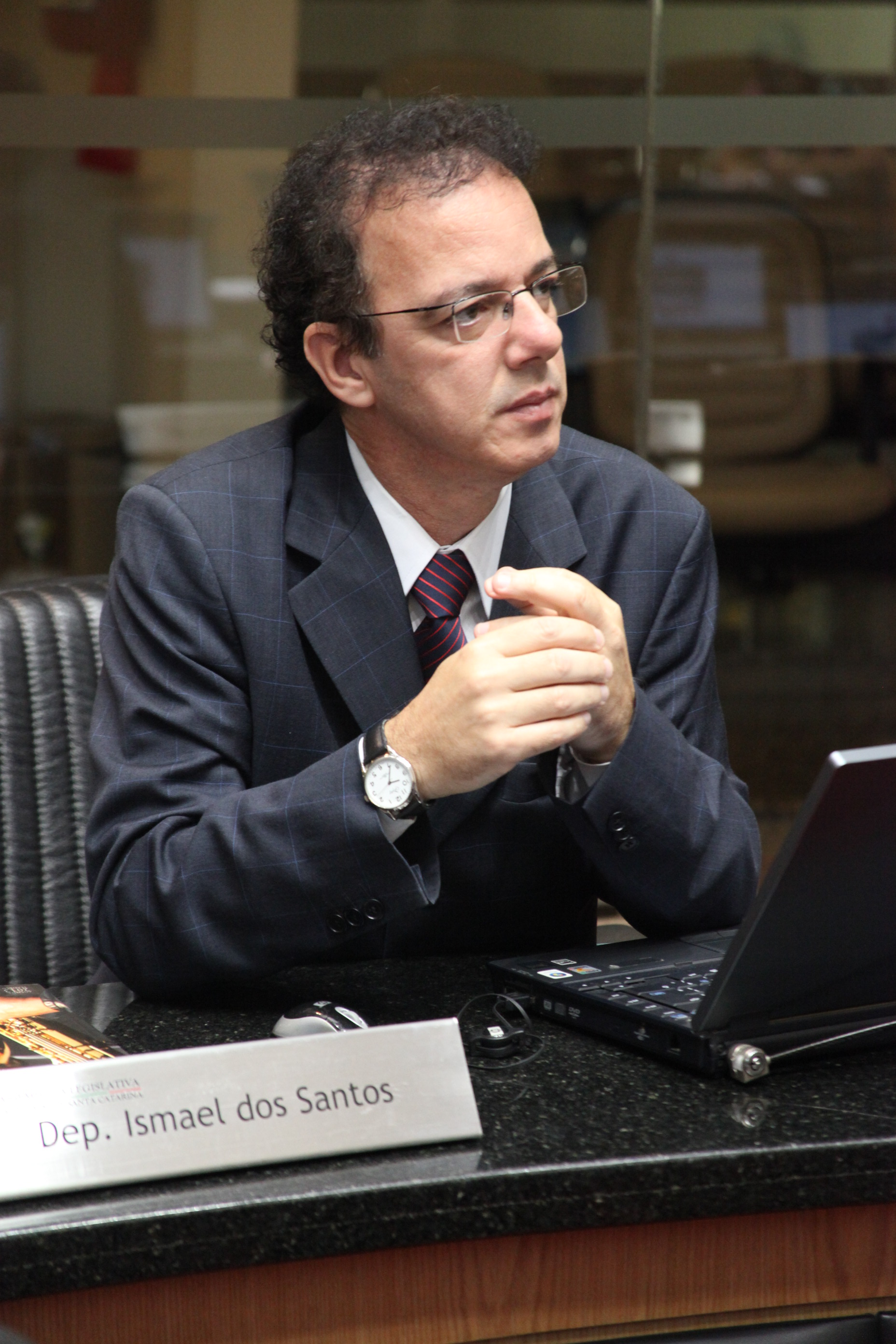 Sessão Ordinária - Plenário Osni Régis. Deputado Ismael dos Santos (PSD).  Foto: Fábio Queiroz