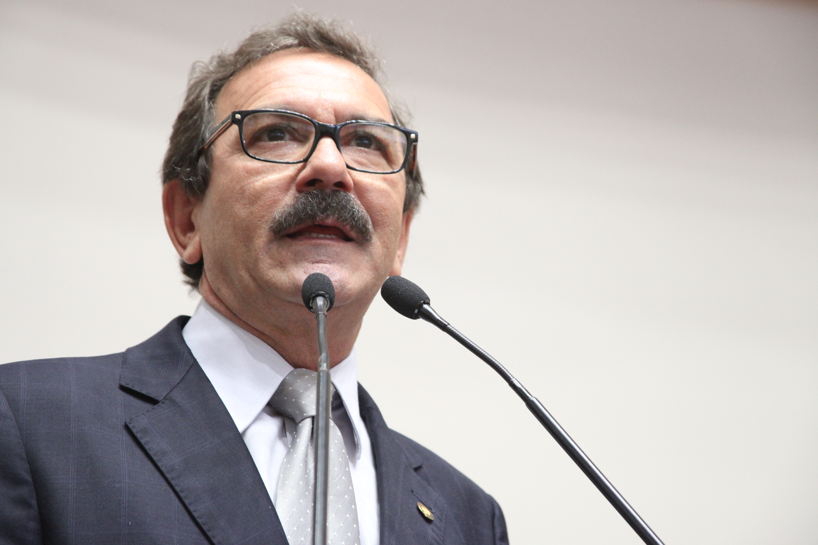 Sessão Ordinária - Plenário Osni Régis. Deputado Serafim Venzon (PSDB).  Foto: Fábio Queiroz