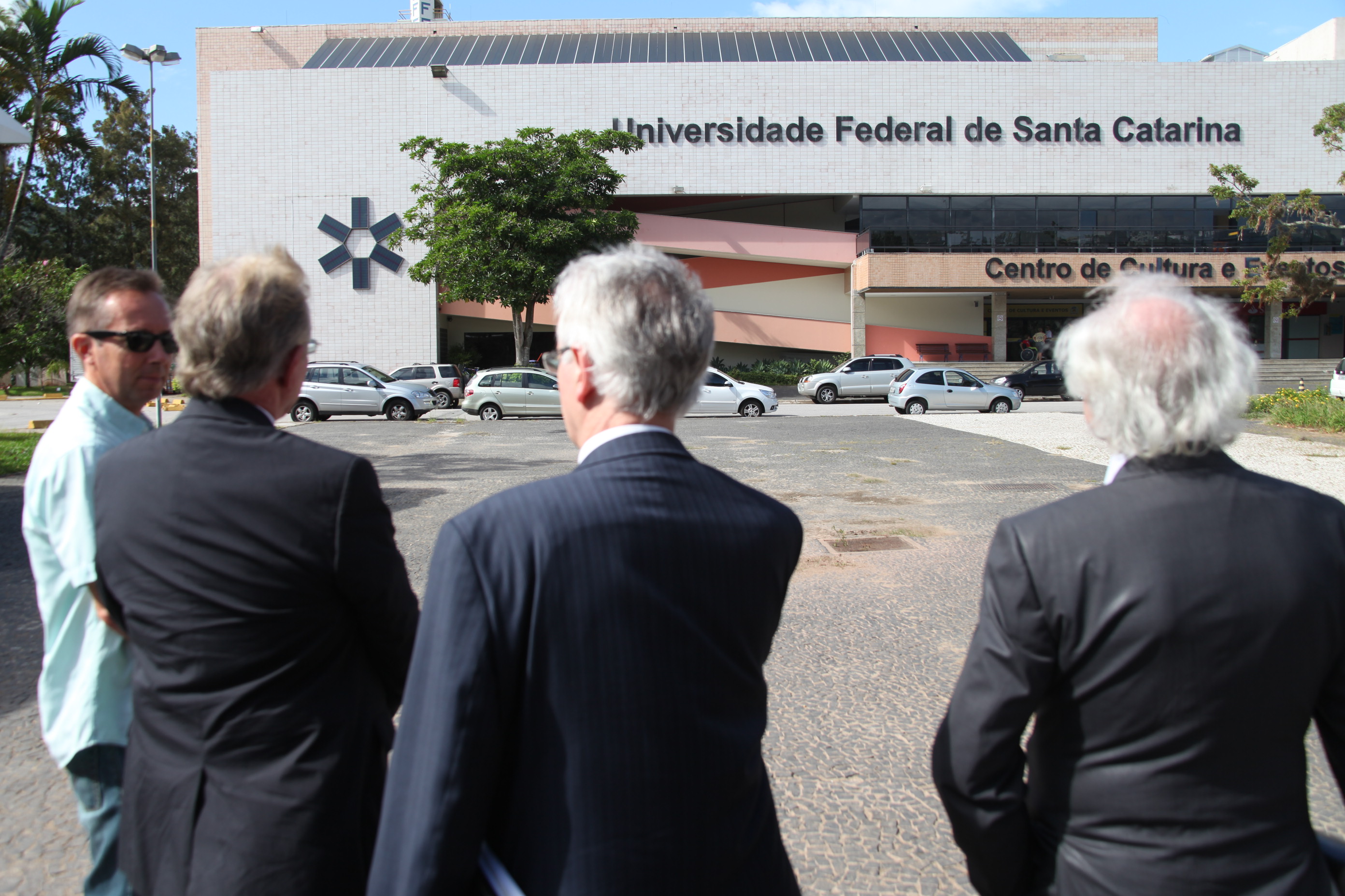 Empresários austríacos visitam projetos de energia solar da UFSC. Foto: Fábio Queiroz