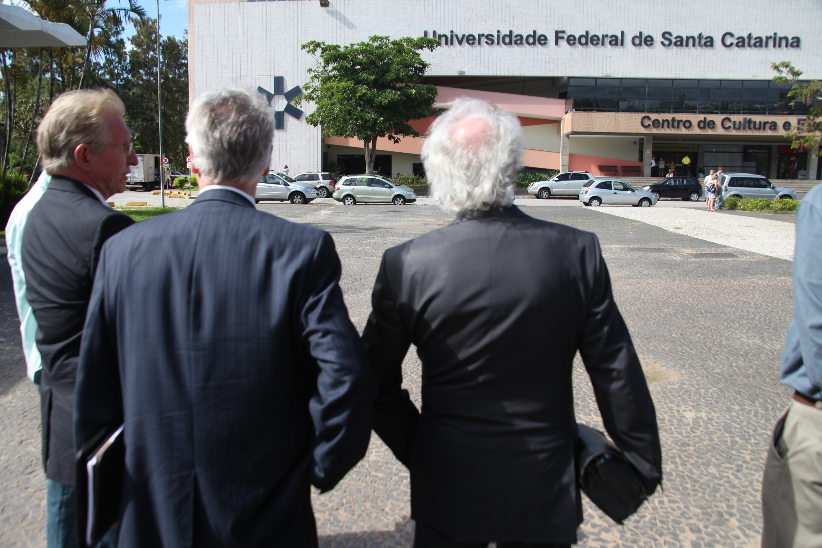 Empresários austríacos visitam projetos de energia solar da UFSC. Foto: Fábio Queiroz