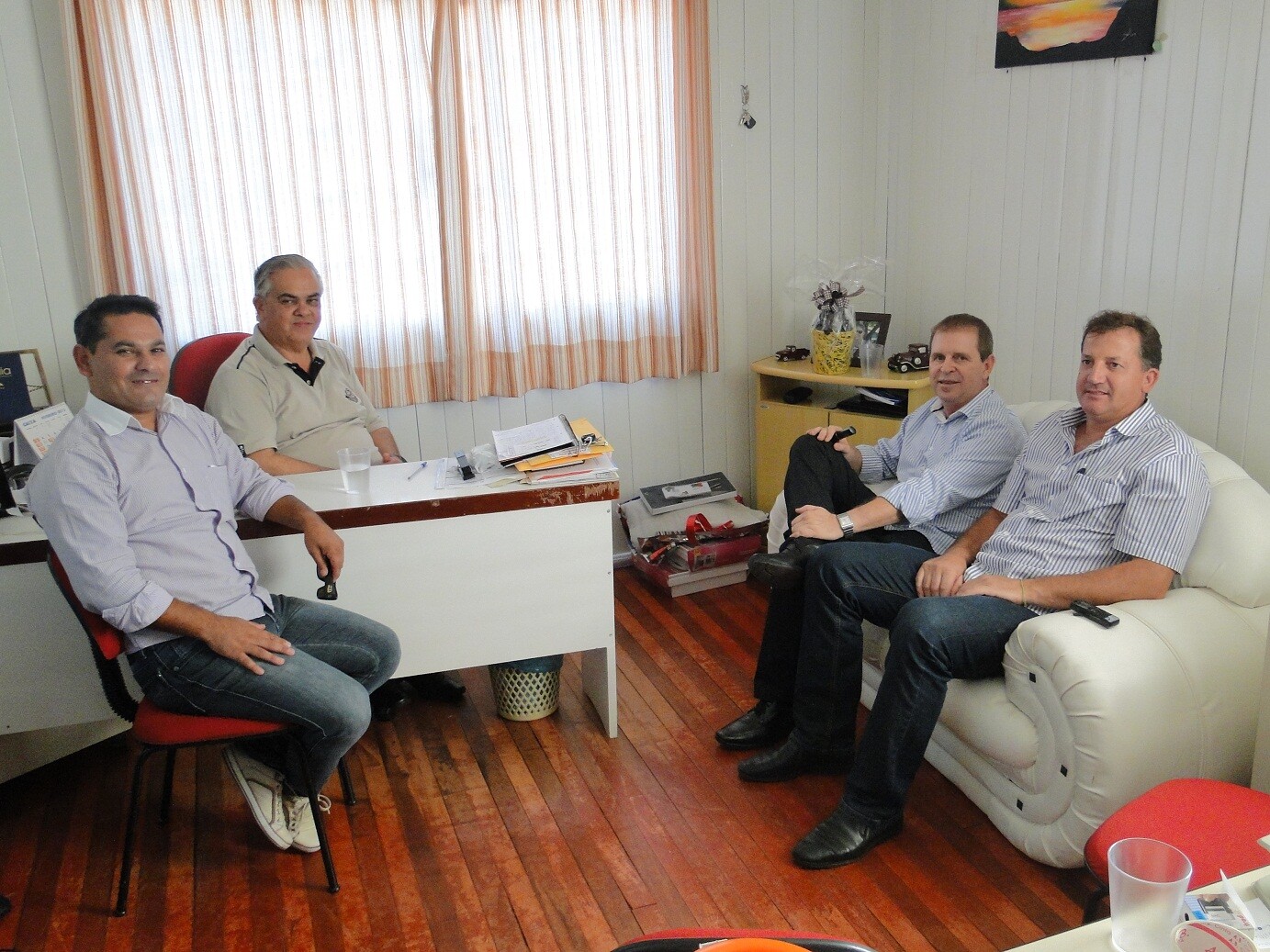 Eskudlark, Padilha e Casarin na associação Bethania