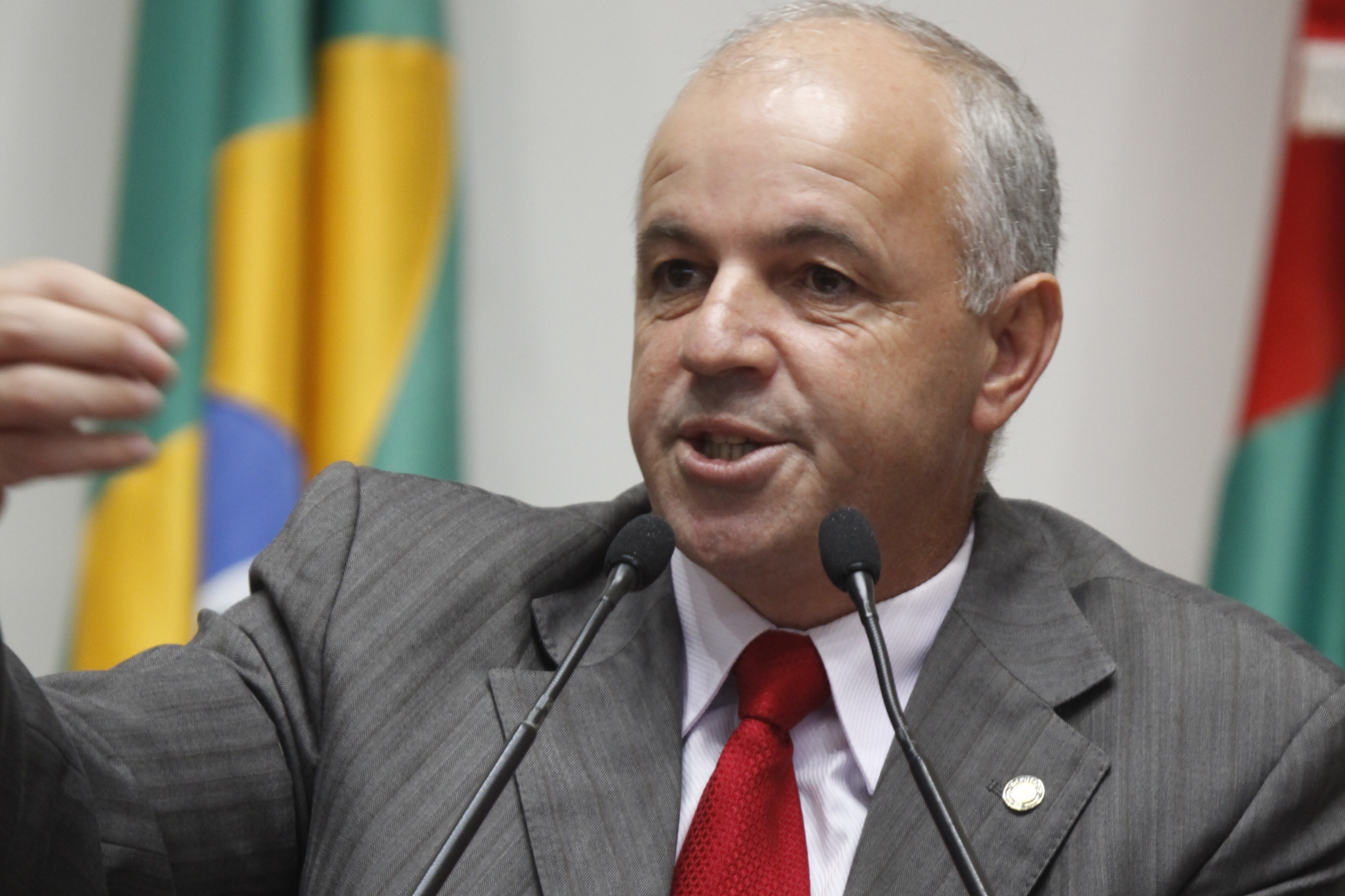 Sessão Ordinária - Plenário Osni Régis. Deputado Amauri Soares (PDT). Foto: Carlos Kilian