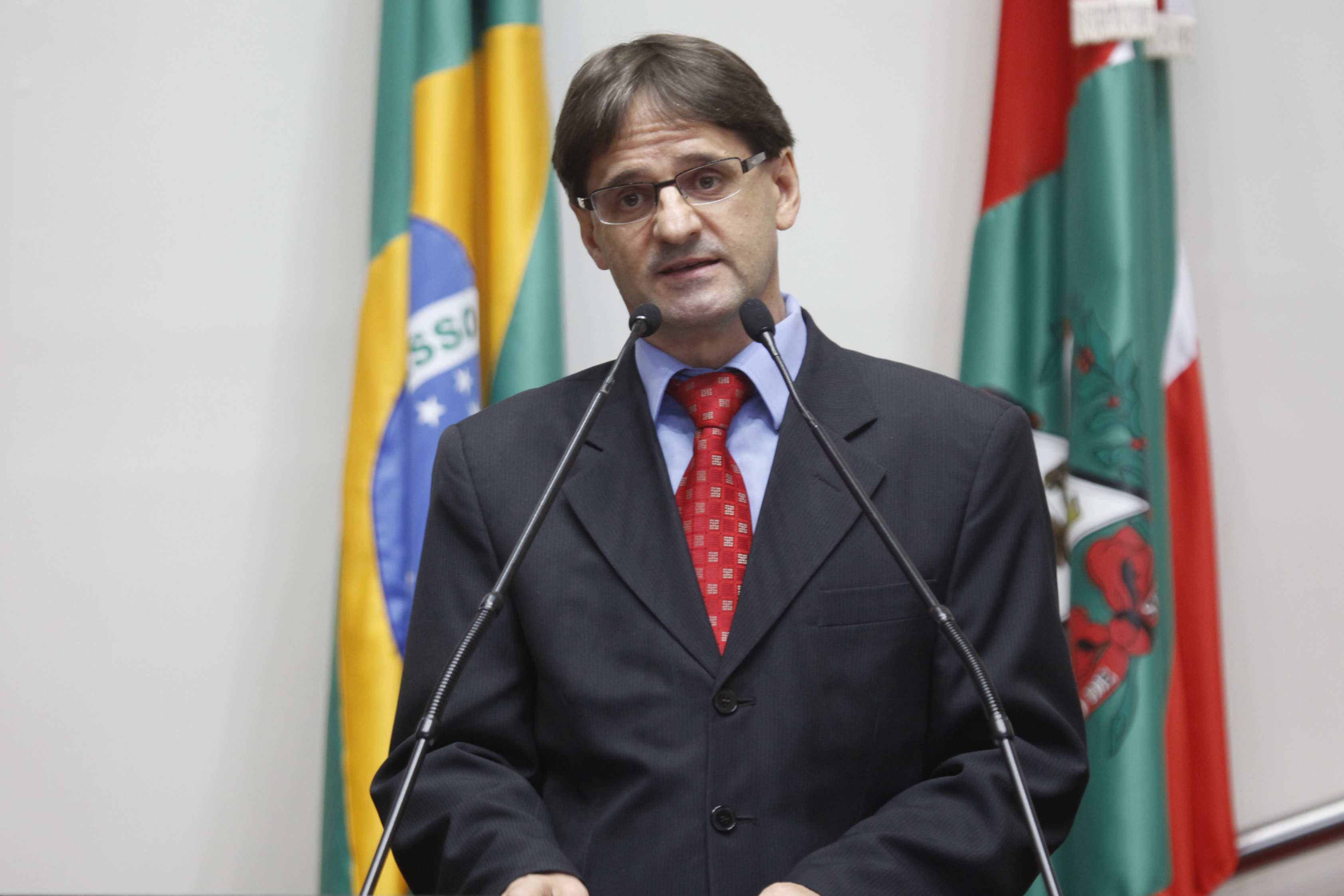 Sessão Ordinária - Plenário Osni Régis. Deputado Neodi Saretta (PT) Foto: Carlos Kilian