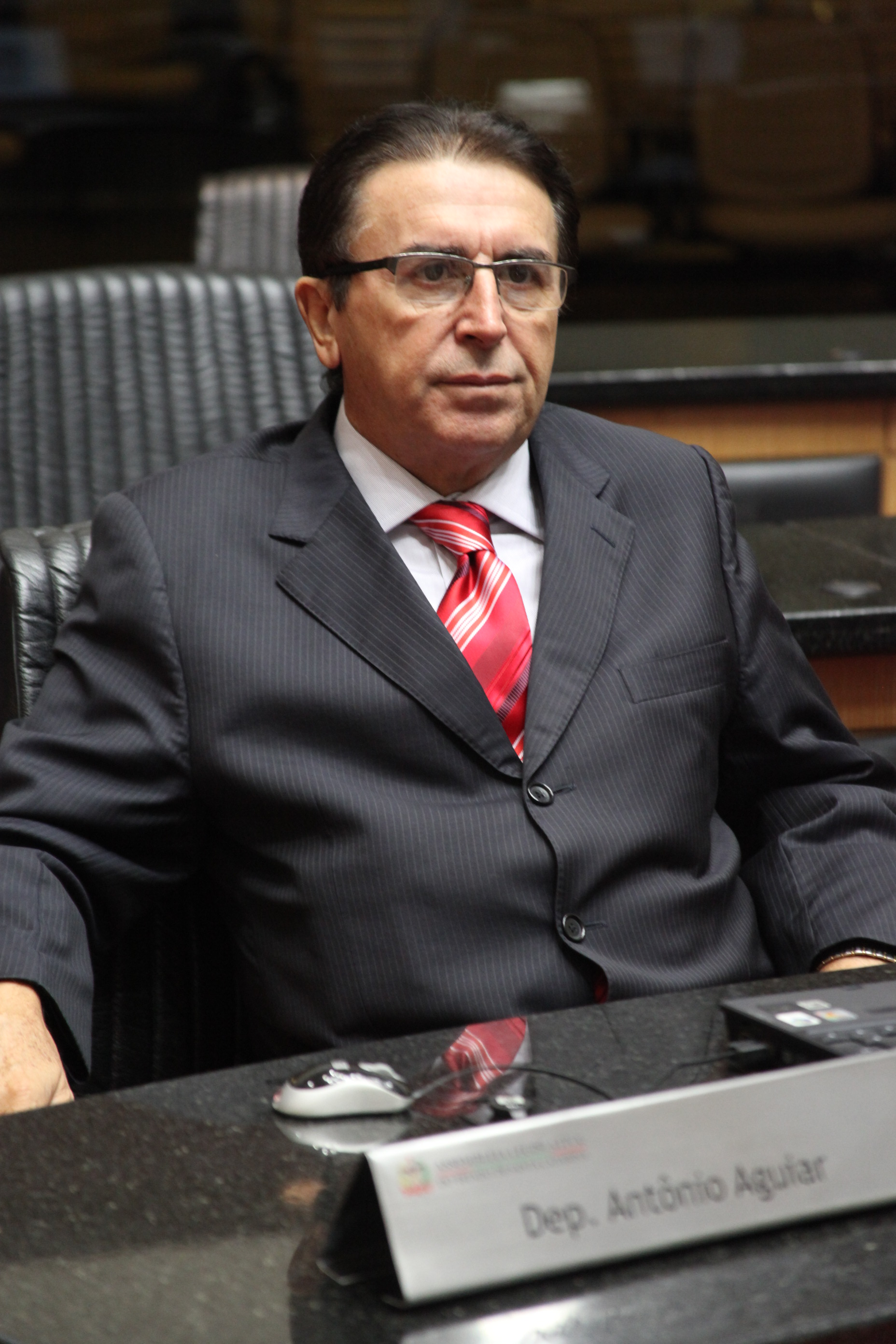 Sessão Ordinária - Plenário Osni Regis. Deputado Antônio Aguiar (PMDB). Foto: Fábio Queiroz