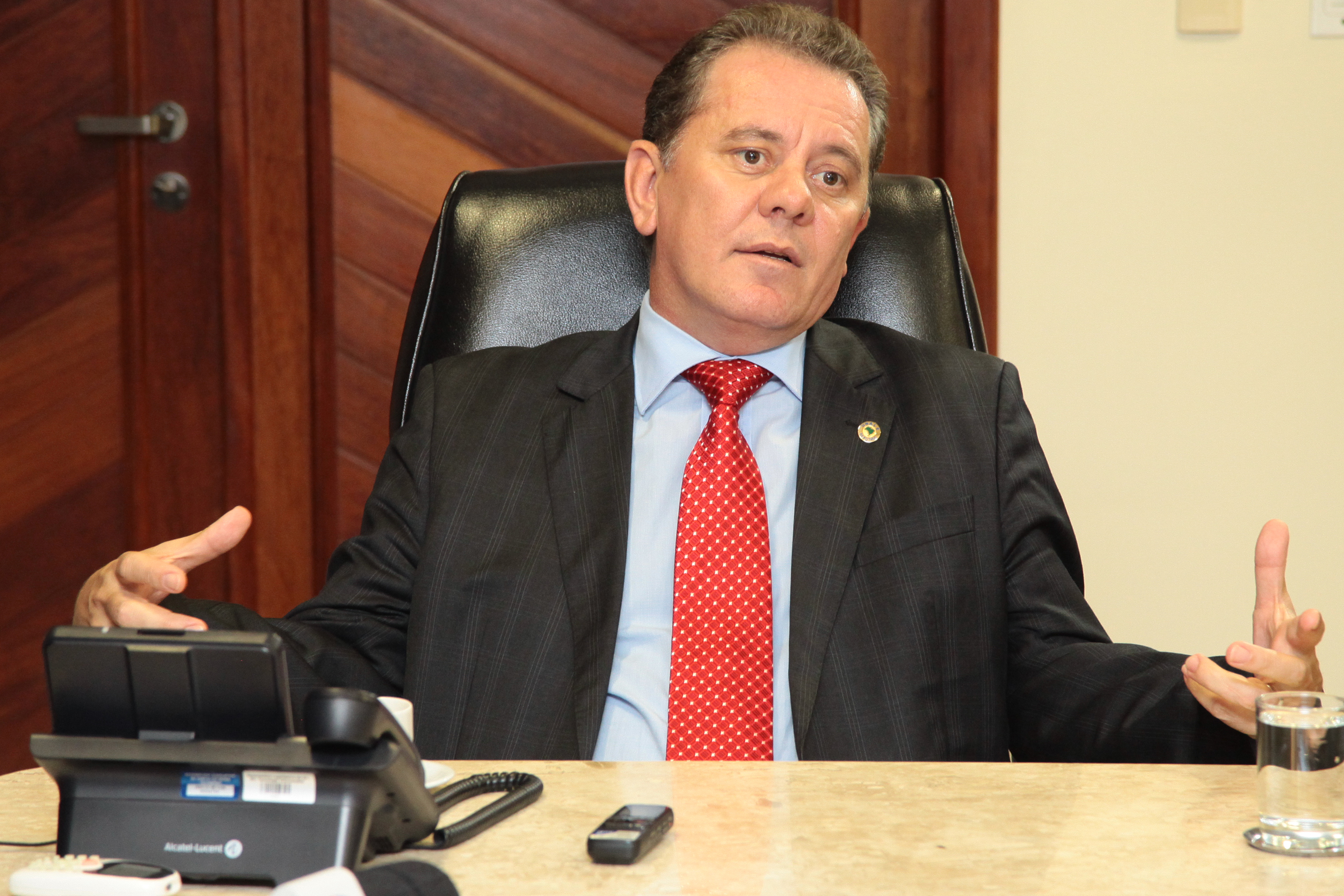 Coletiva Deputado Joares Ponticelli.