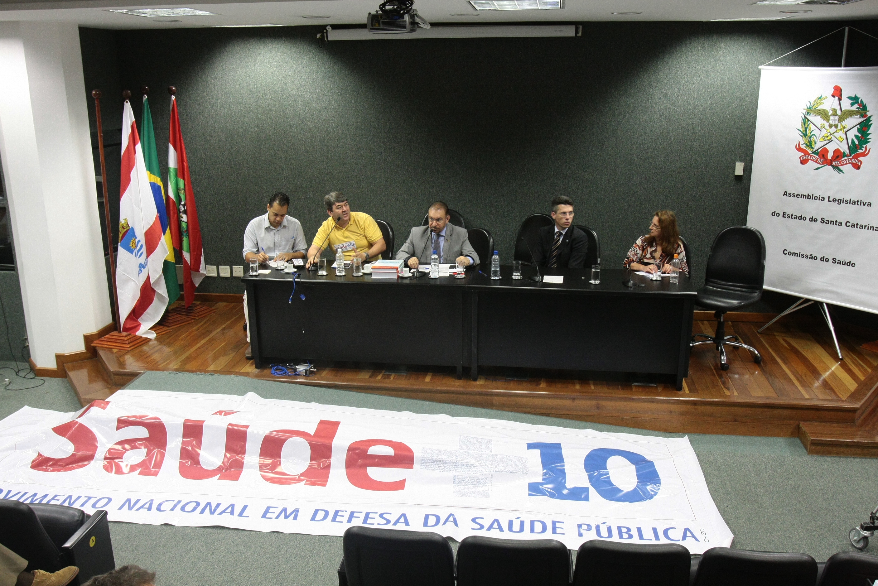 Reunião do Fórum Popular - Projeto de Lei de Iniciativa Popular Saúde + 10. Foto: Eduardo Guedes