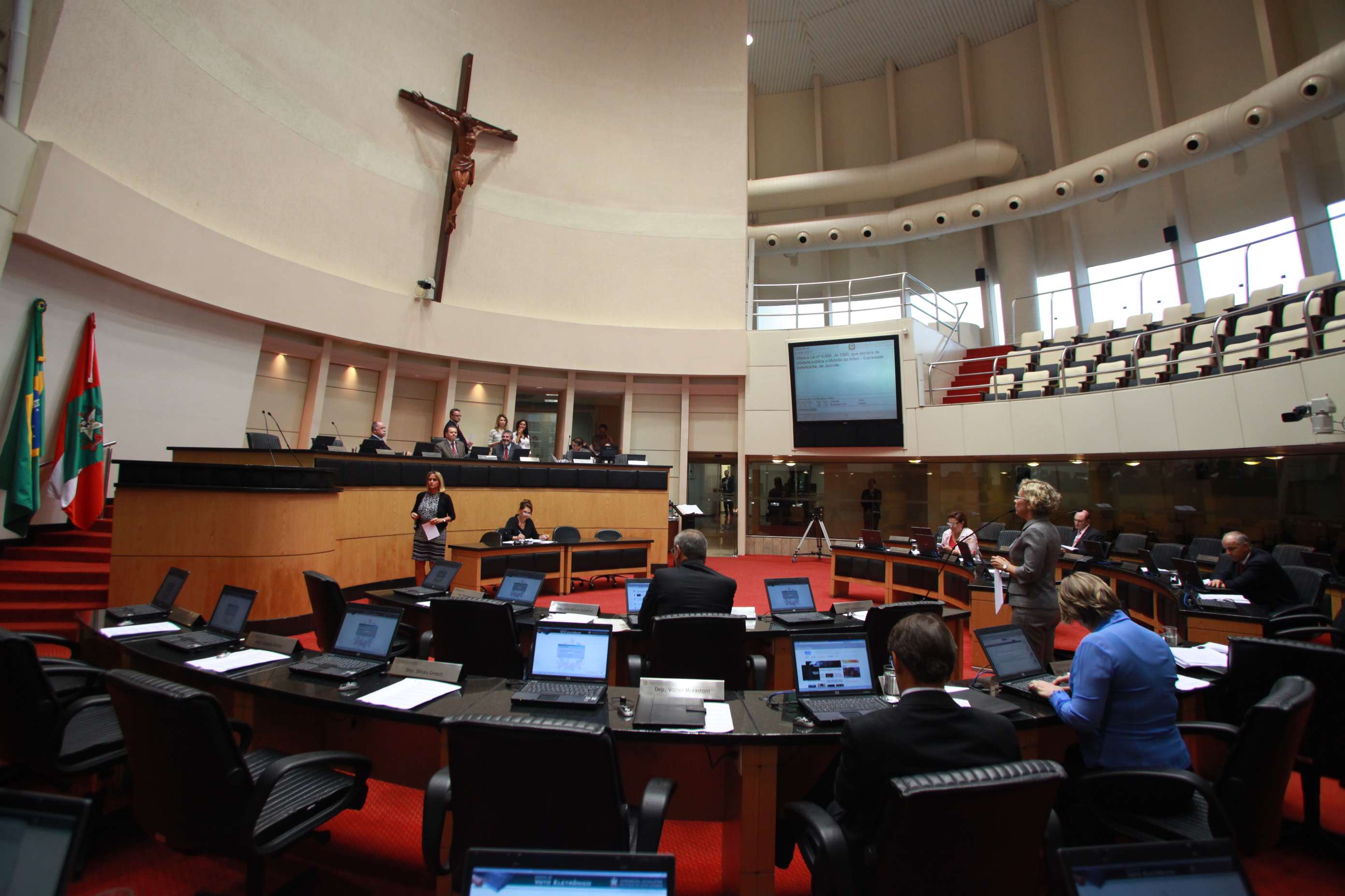 Sessão Ordinária - Plenário Osni Régis - Foto: Lucas Gabriel Diniz