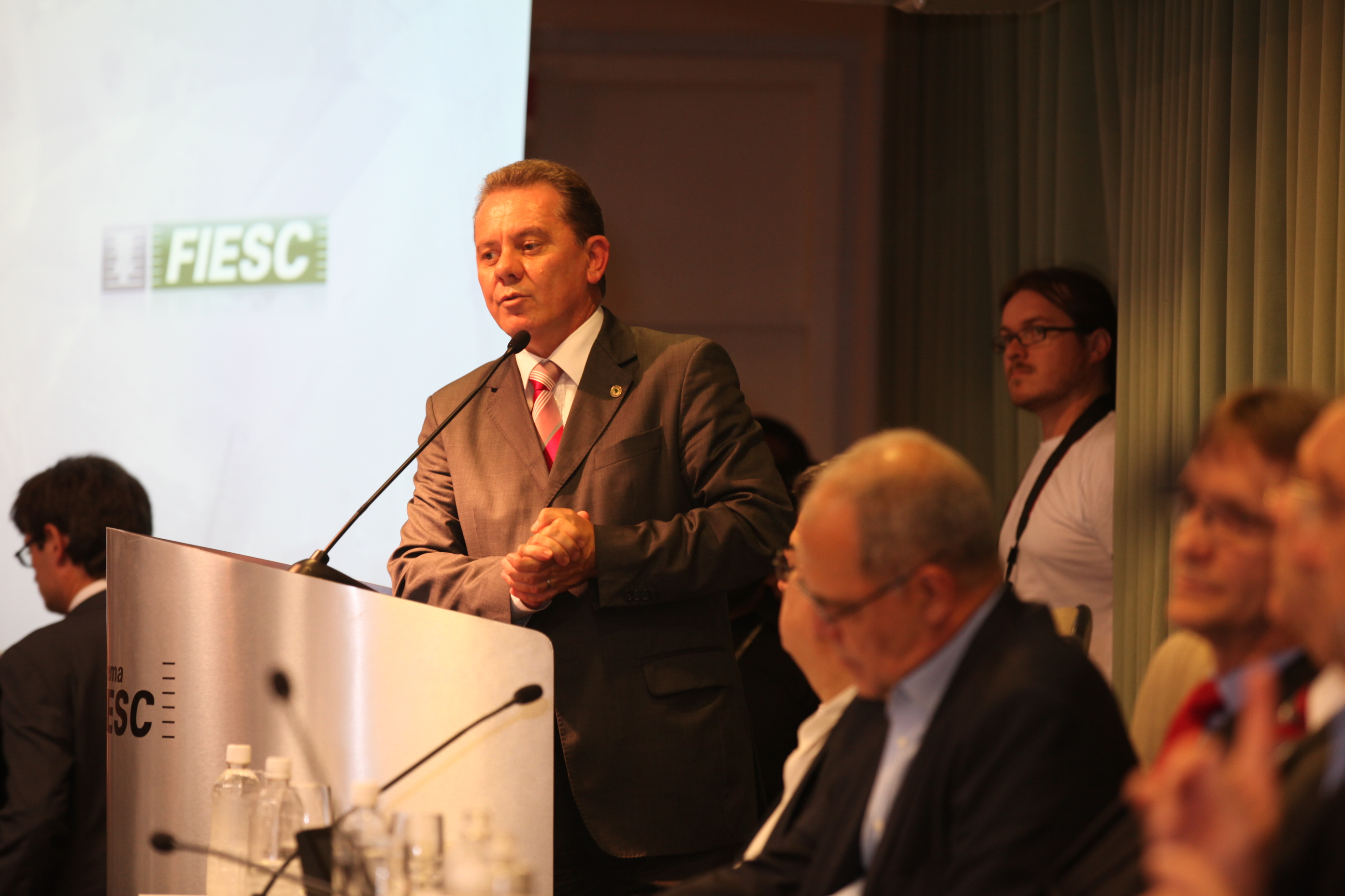 Debate sobre as ferrovias catarinenses na FIESC - Presidente da ALESC, Joares Ponticelli (PP)