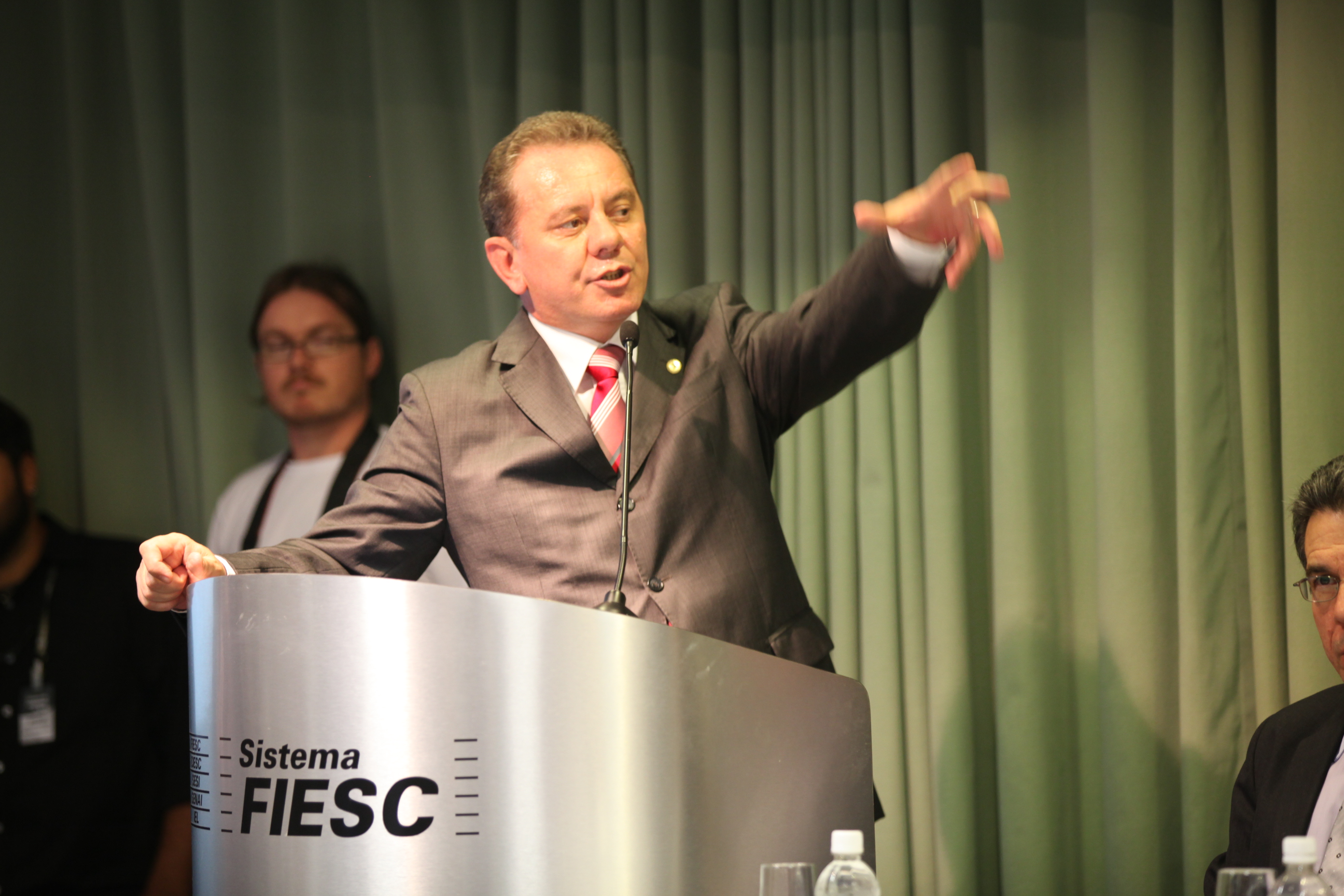 Debate sobre as ferrovias catarinenses na FIESC - Presidente da ALESC, Joares Ponticelli (PP)