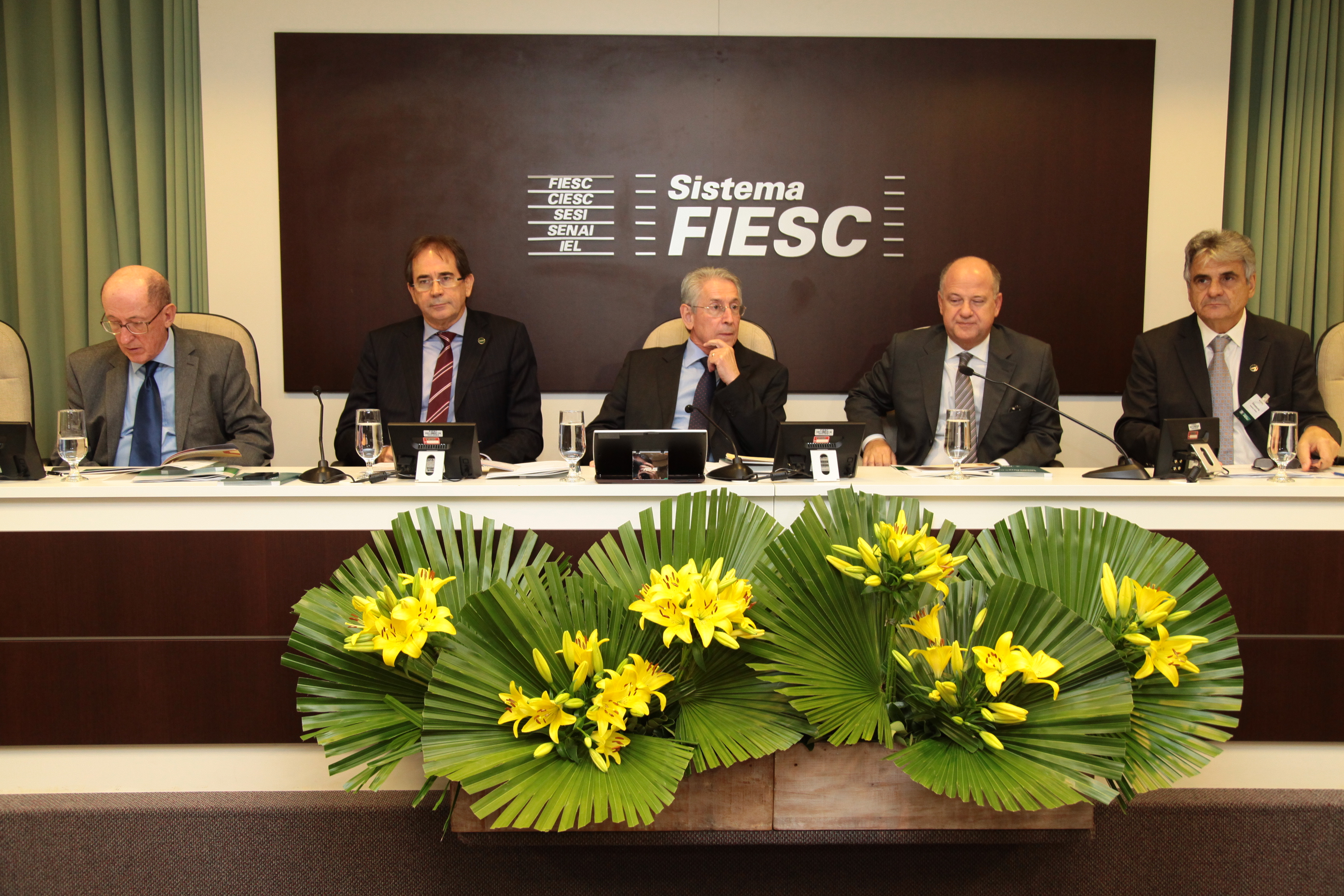 Reunião da diretoria da FIESC
