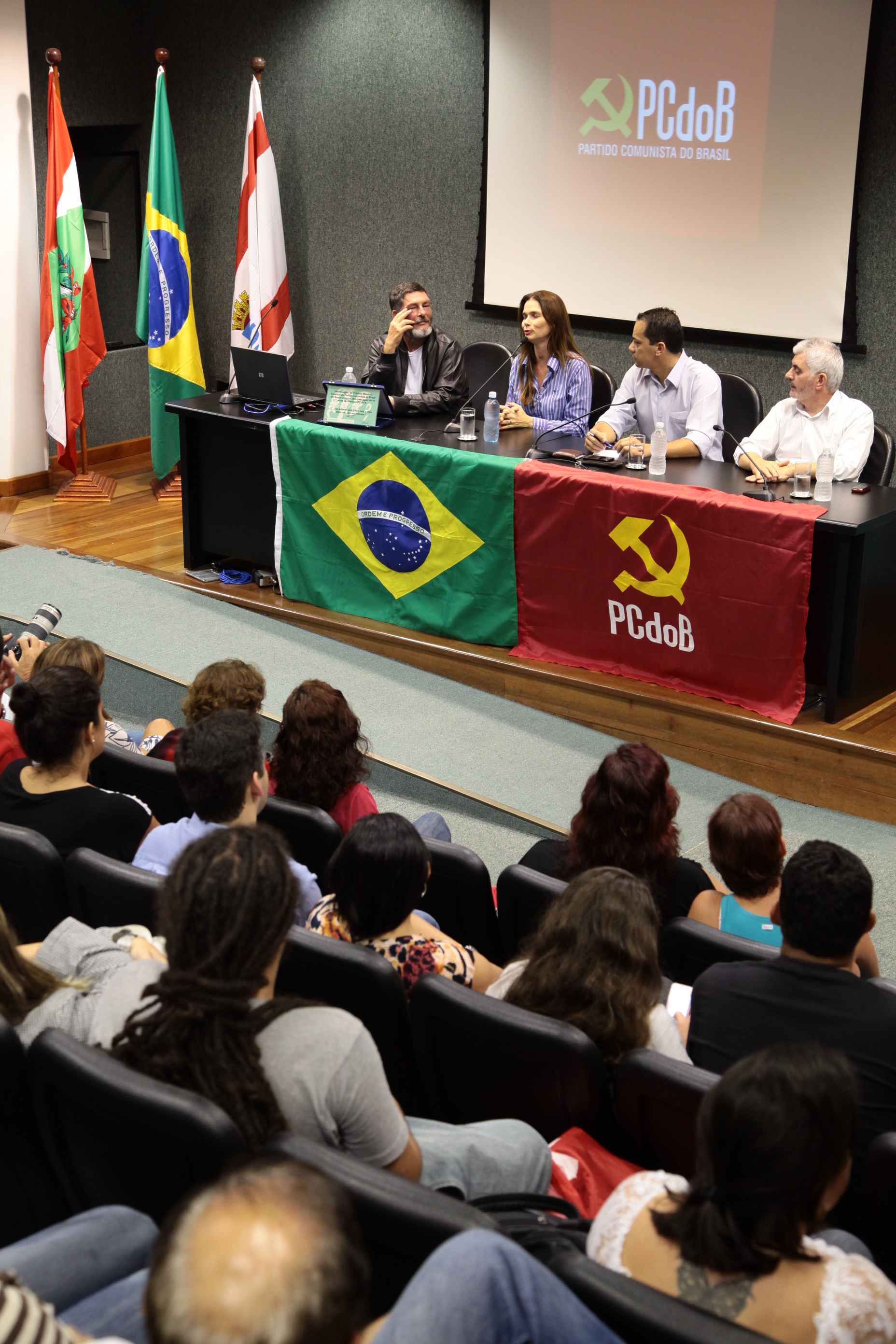 Sessão Especial em homenagem aos 91 anos do Partido Comunista do Brasil - PCdoB. Foto: Miriam Zomer