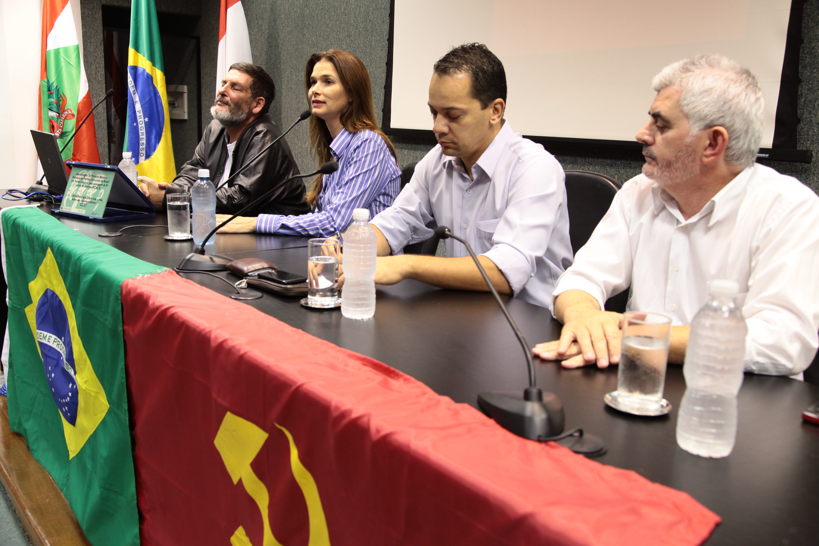 Sessão Especial em homenagem aos 91 anos do Partido Comunista do Brasil - PCdoB. Foto: Miriam Zomer