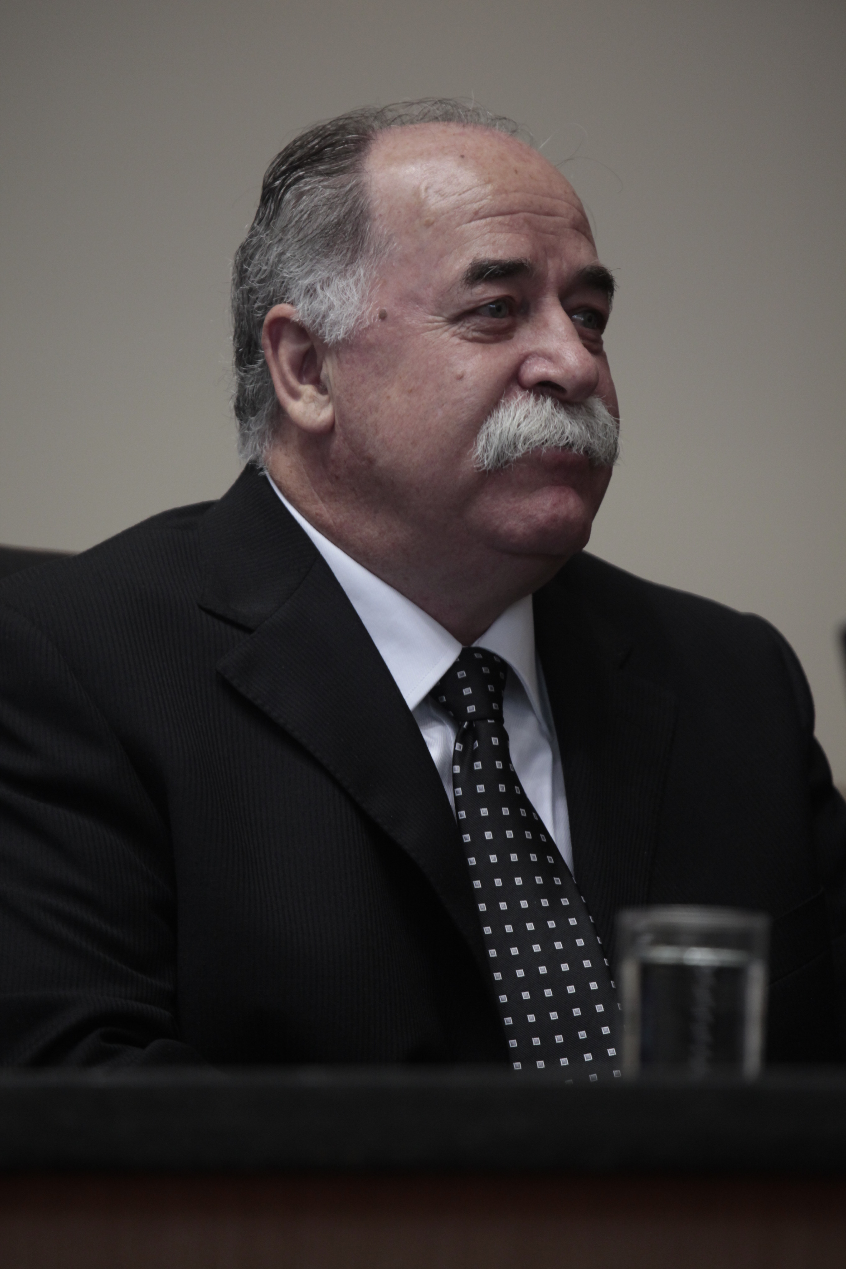 Sessão Ordinária - Plenário Osni Régis - Deputado Romildo Titon (PMDB) - Foto: Carlos Kilian