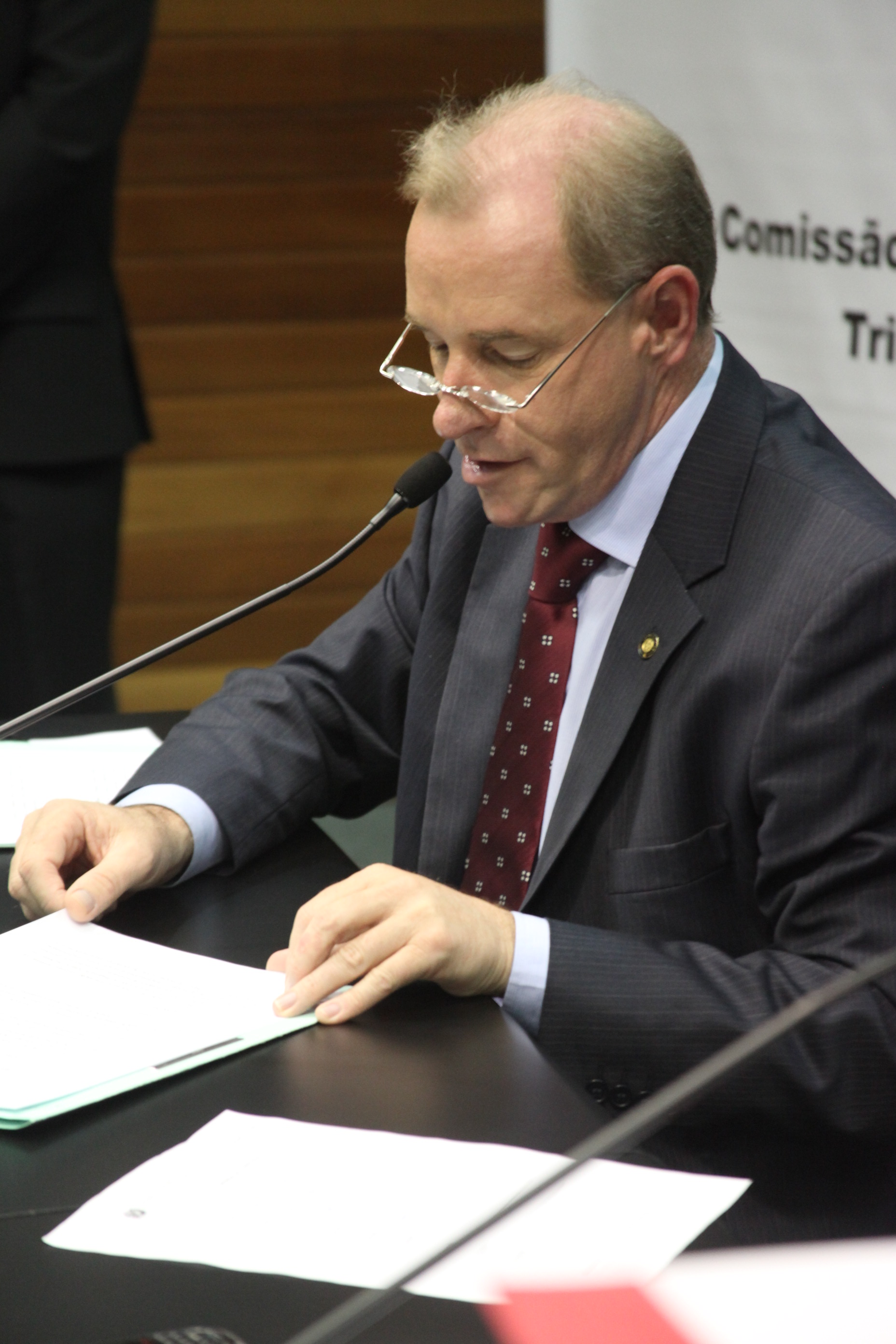 Reunião da Comissão de Finanças e Tributação. Deputado Aldo Schneider (PMDB). Foto: Fábio Queiroz