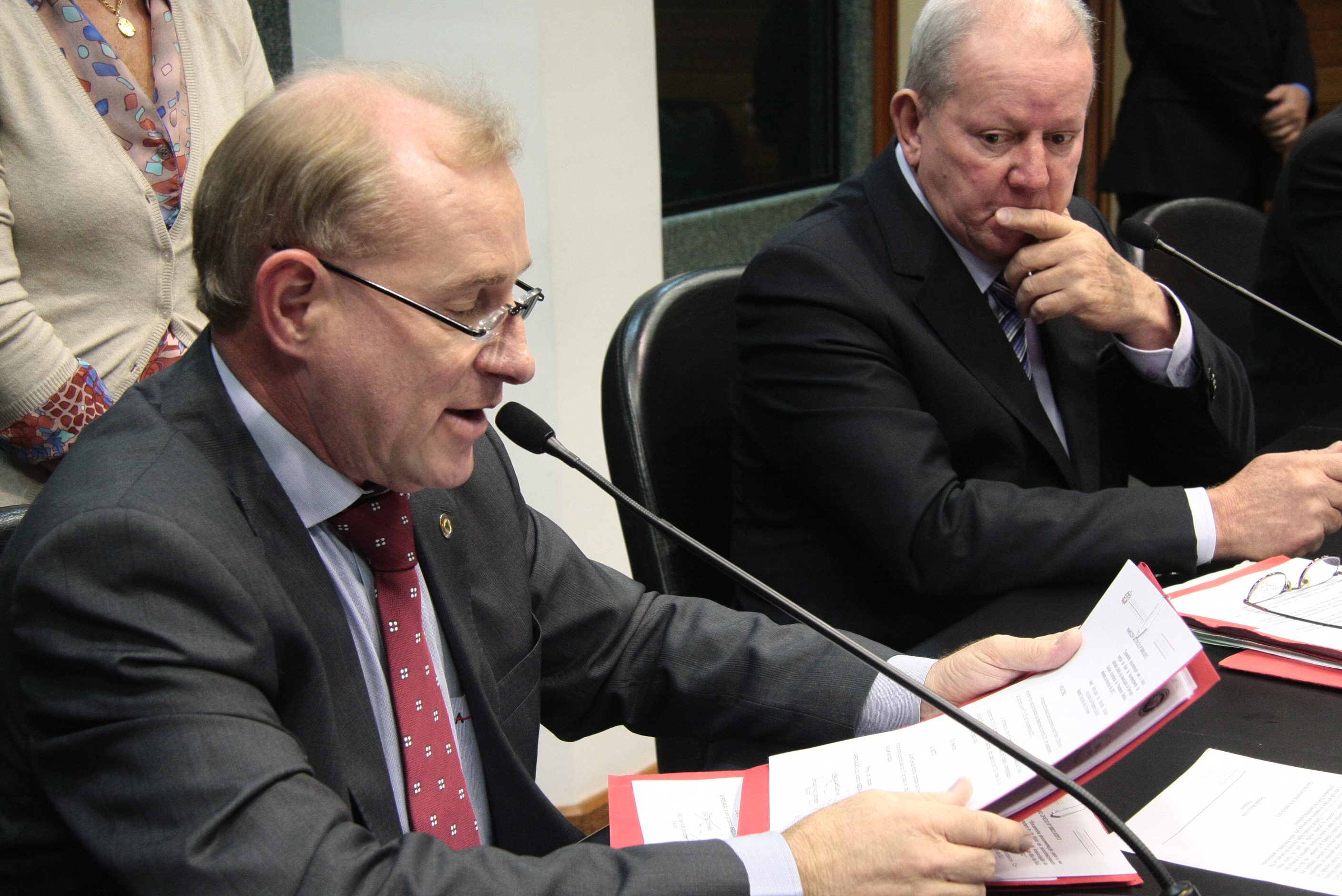 Reunião da Comissão de Trabalho - Deputado Aldo Schneider (PMDB) - Foto: Eduardo Guedes de Oliveira