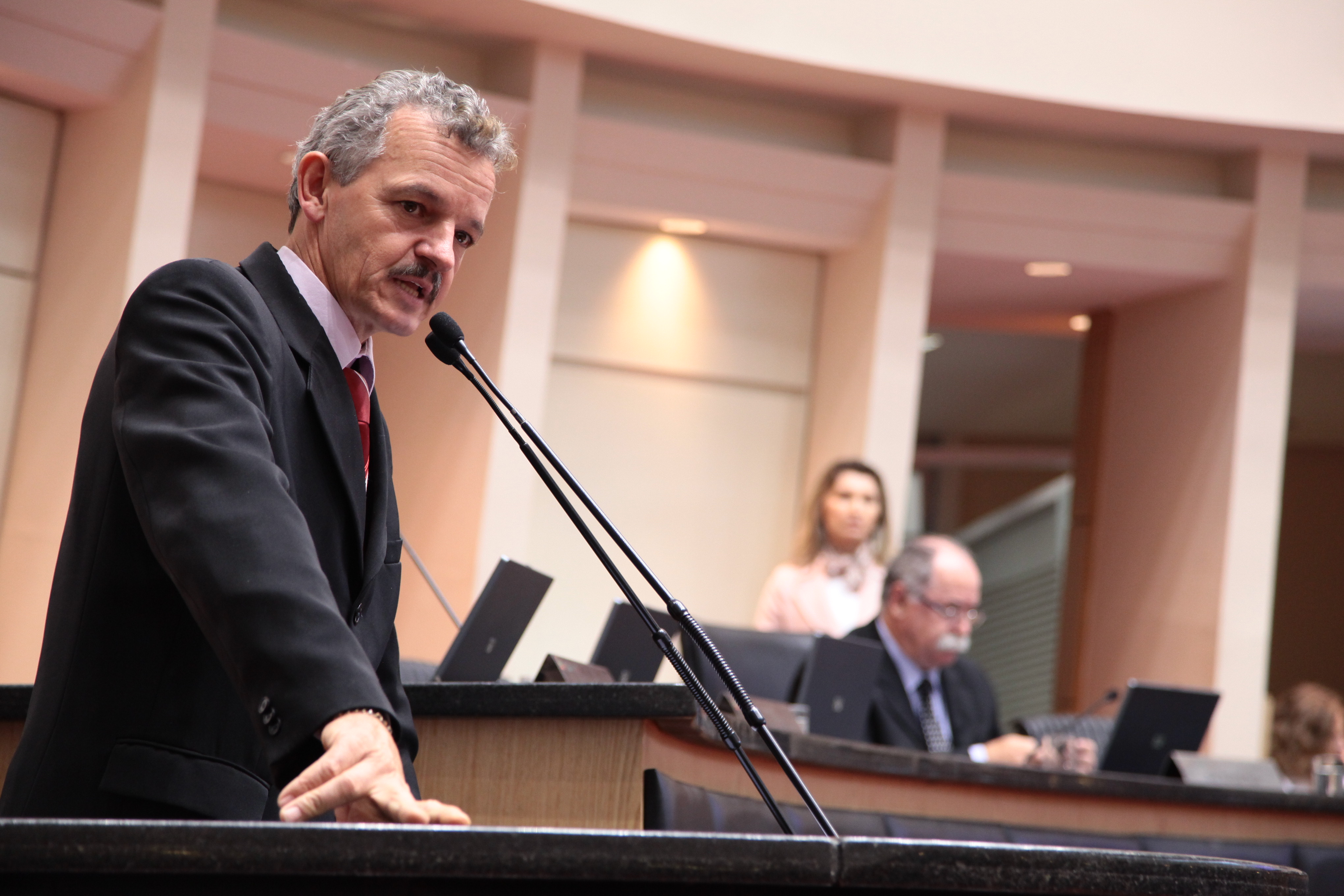 Sessão Ordinária Plenário Osni Régis.Dirceu Dresch (PT). Foto: Miriam Zomer