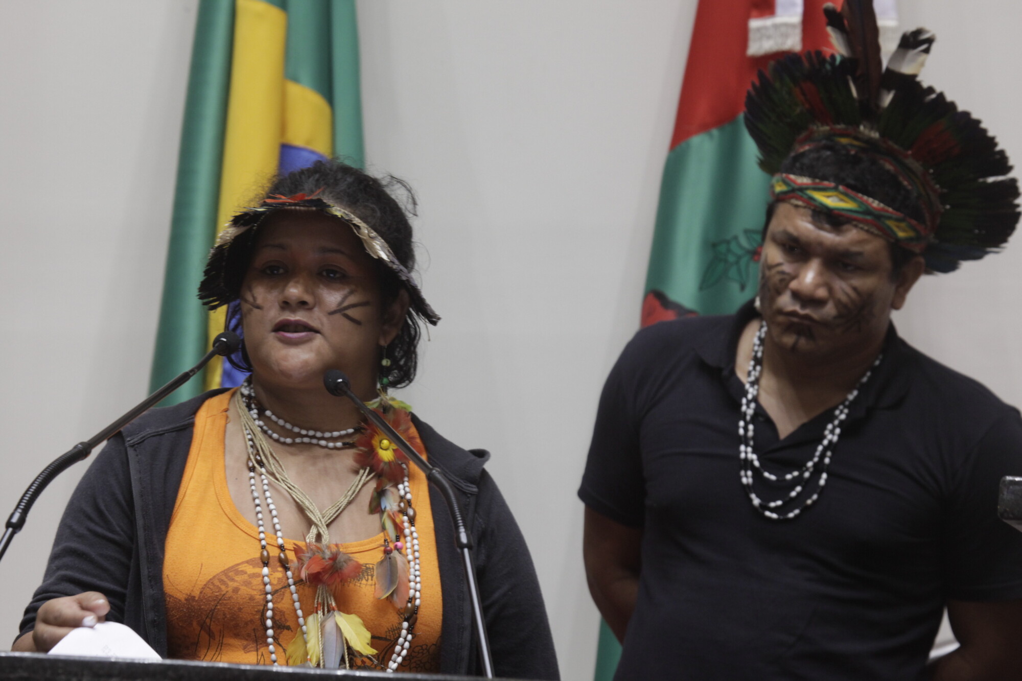 Eunice Antunes, Cacique Morro dos Cavalos e Marcos de Oliveira, Cacique Maciambú. Foto: Carlos Kilian