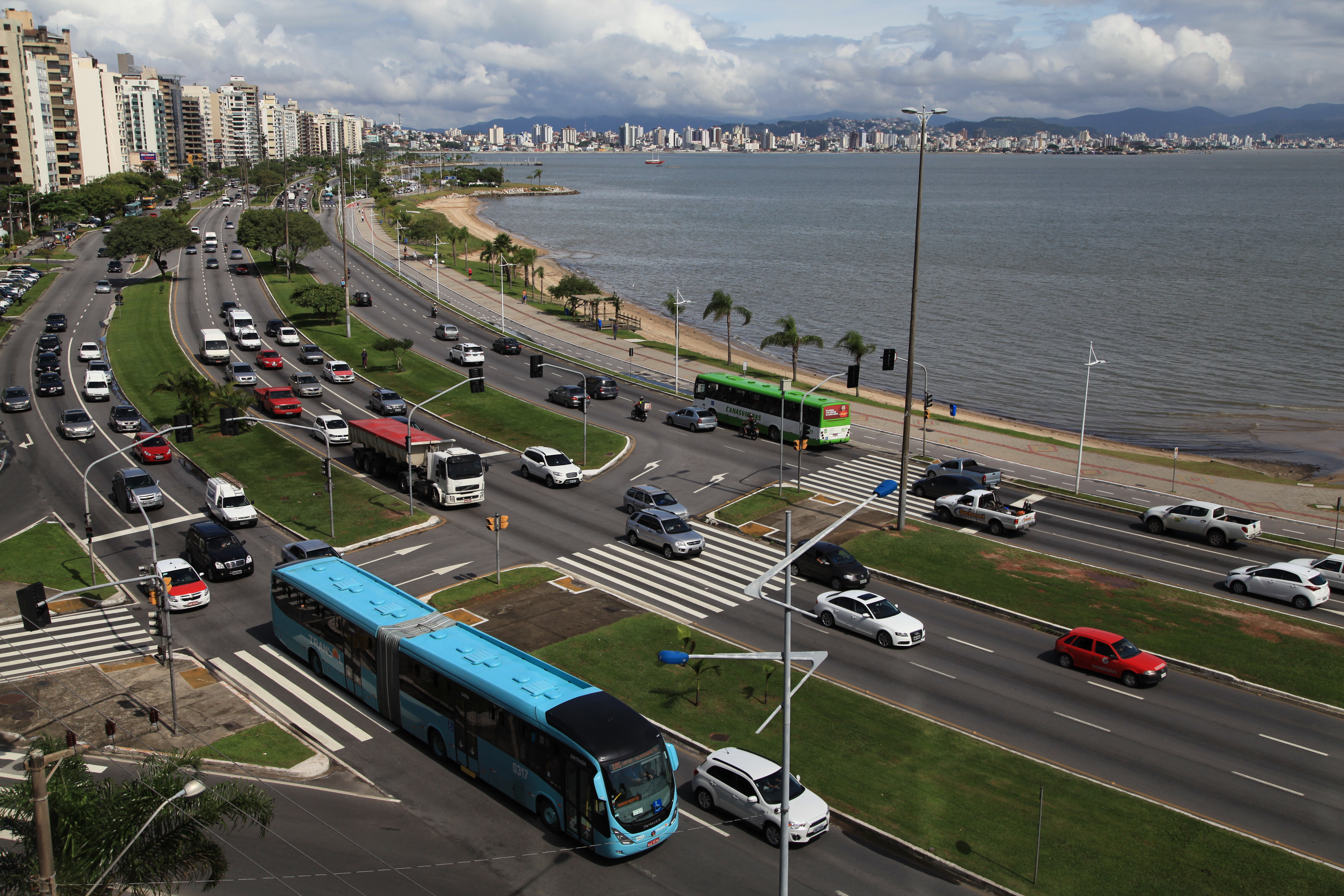 Avenida Beira Mar Norte Foto: Miriam Zomer