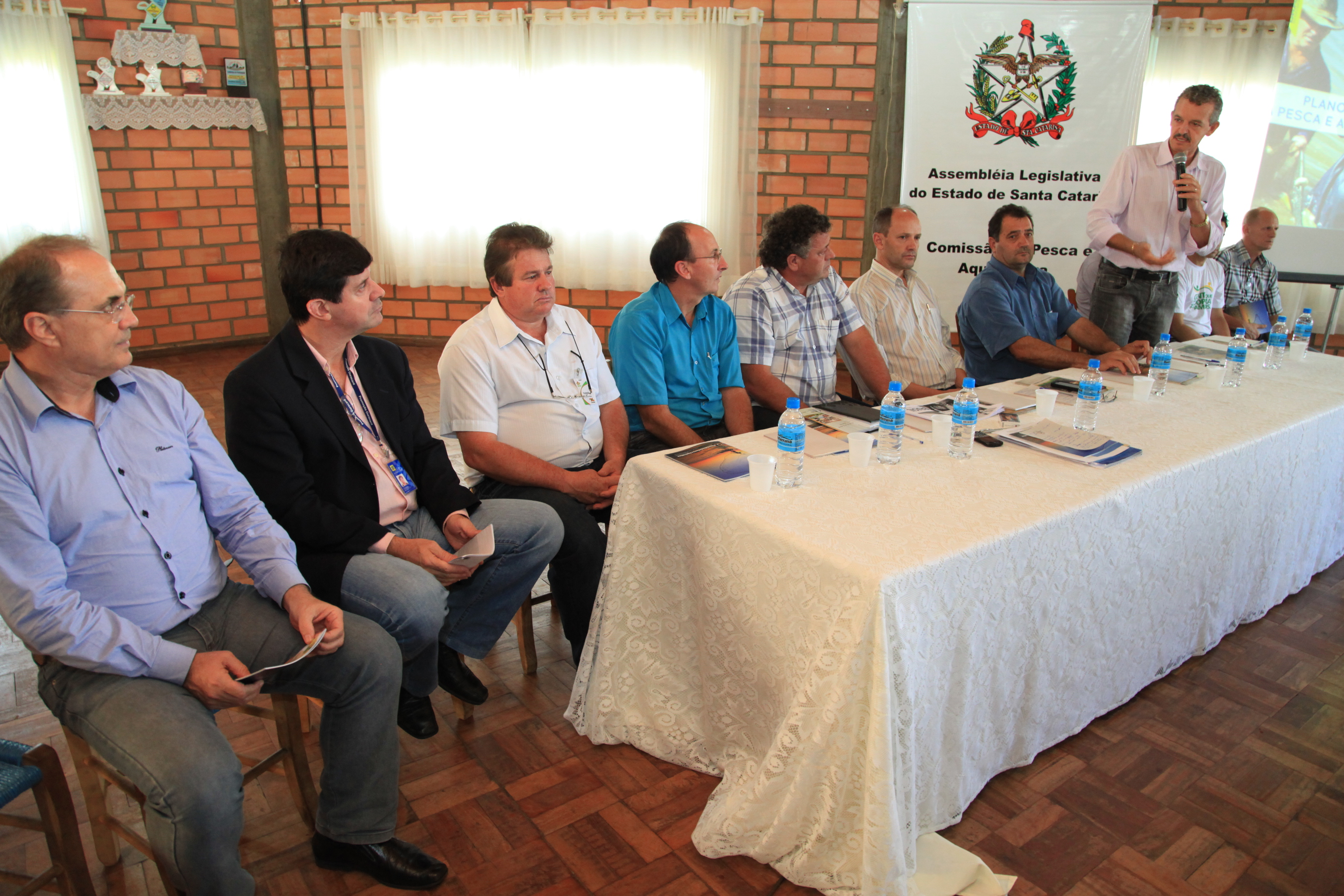 Comissão de Pesca e Aquicultura da Assembleia Legislativa realiza na cidade de São Lourenço do Oeste, o seminário regional para debater o Plano Safra Pesca e Aqüicultura. Foto: Miriam Zomer
