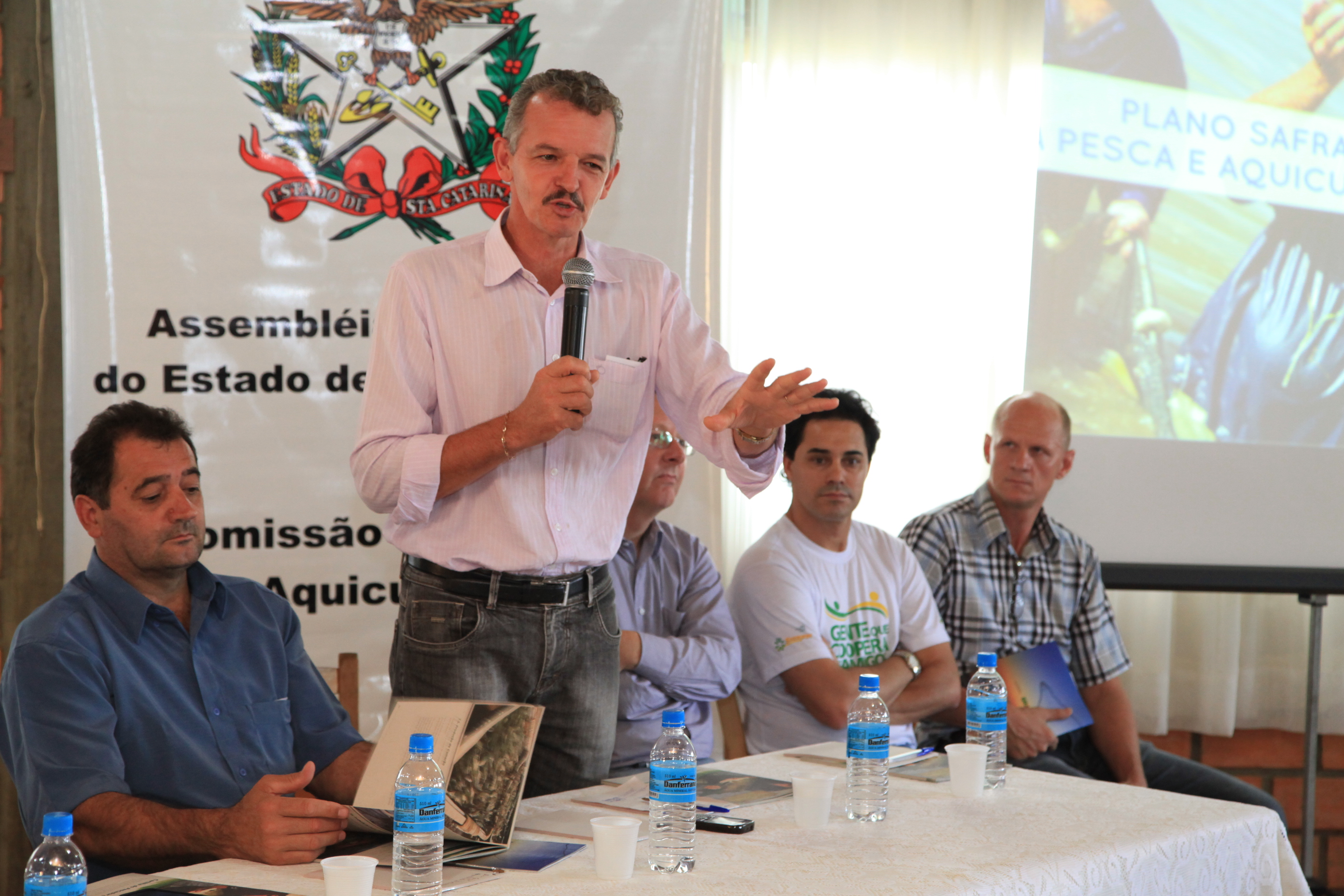 Comissão de Pesca e Aquicultura da Assembleia Legislativa realiza na cidade de São Lourenço do Oeste, o seminário regional para debater o Plano Safra Pesca e Aqüicultura. Foto: Miriam Zomer