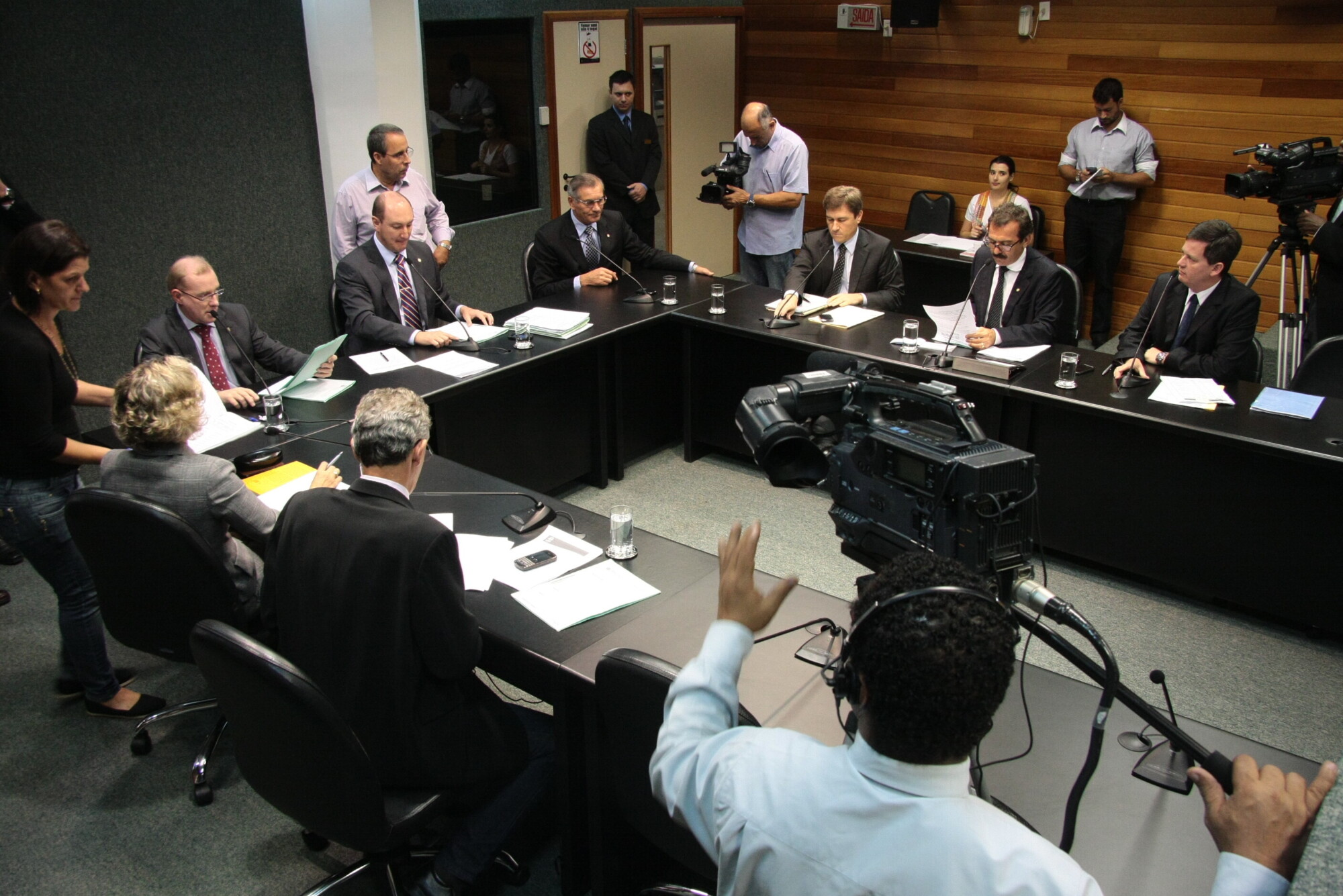 CCJ debate projetos sobre prevenção e segurança contra incêndios