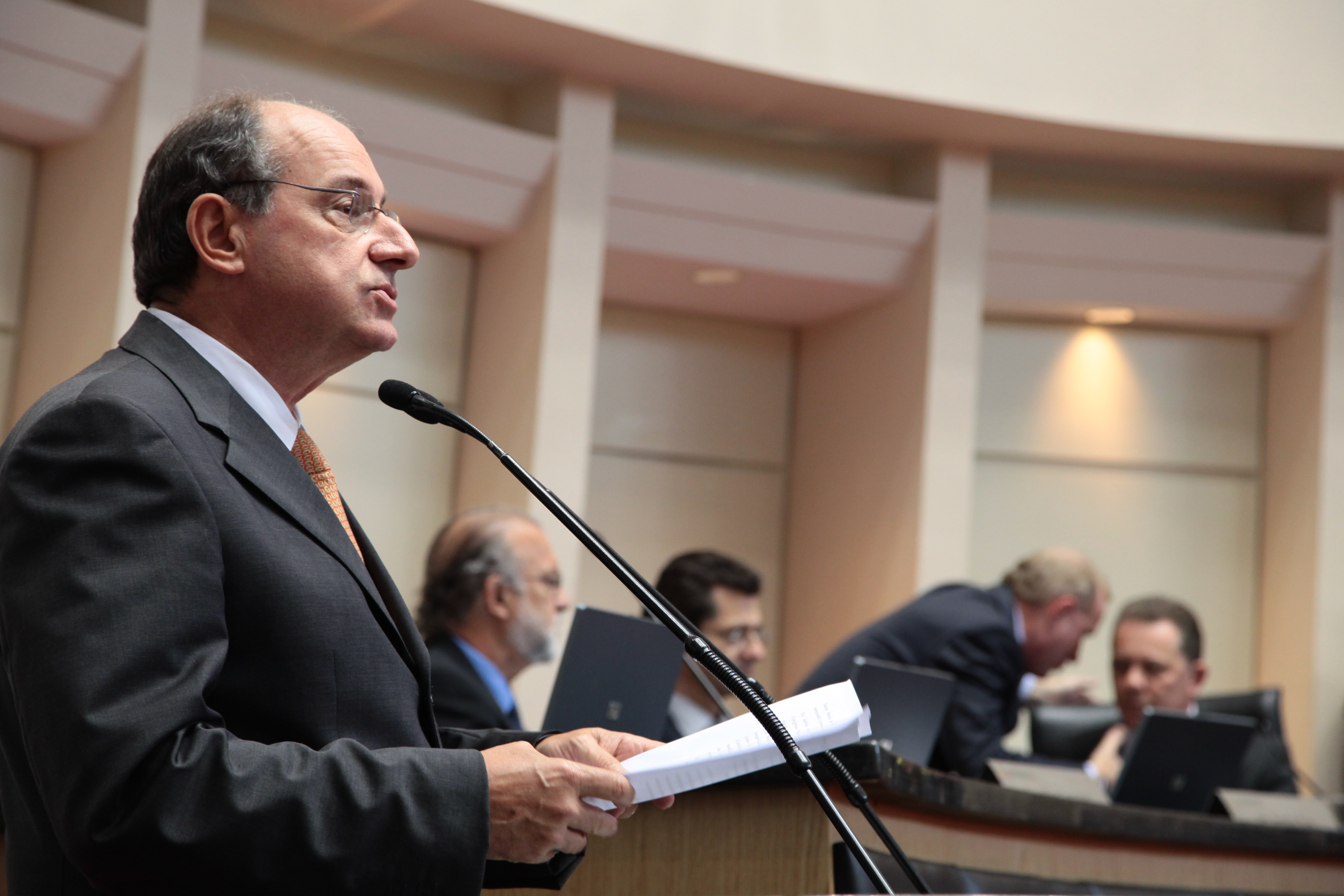 Sessão Ordinária - Plenário Osni Régis. Presidente da Fecomércio Bruno Breithaupt. Foto: Miriam Zomer