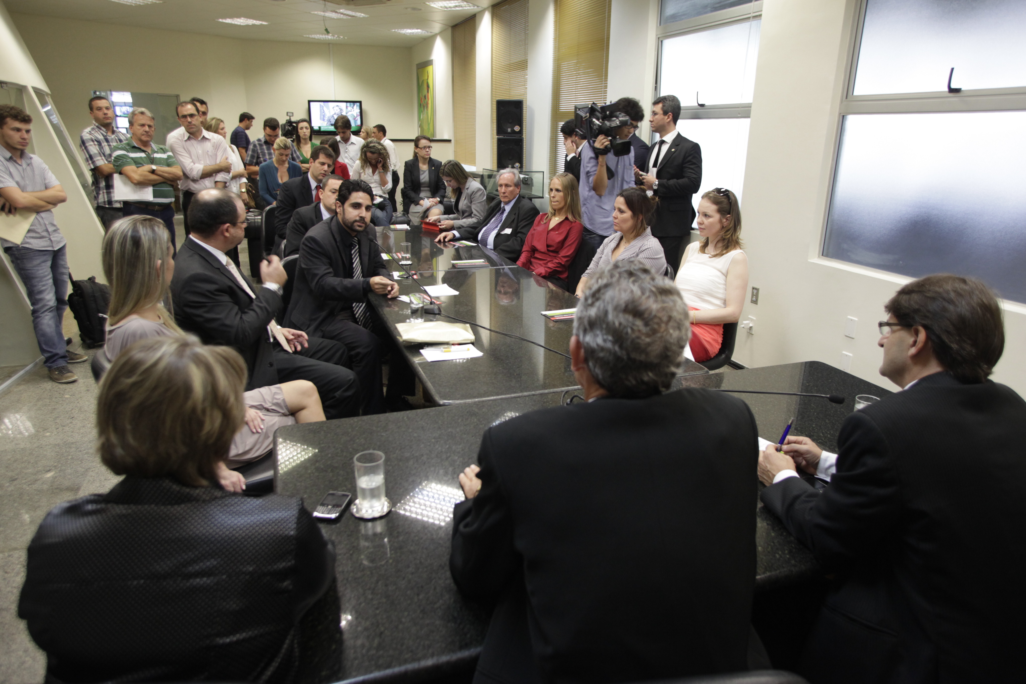 Defensores Públicos visitam o Parlamento Catarinense. Foto: Carlos Kilian