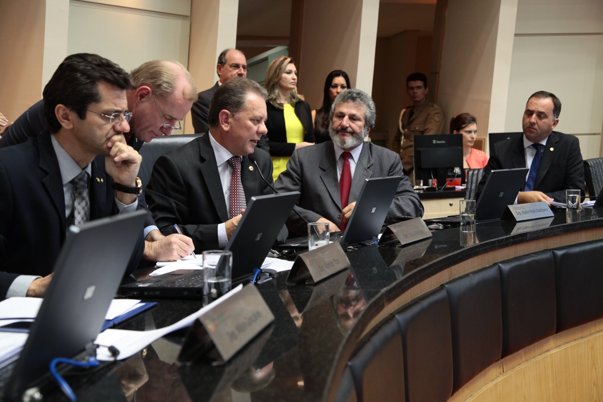 Primeira missão dos defensores públicos gera polêmica