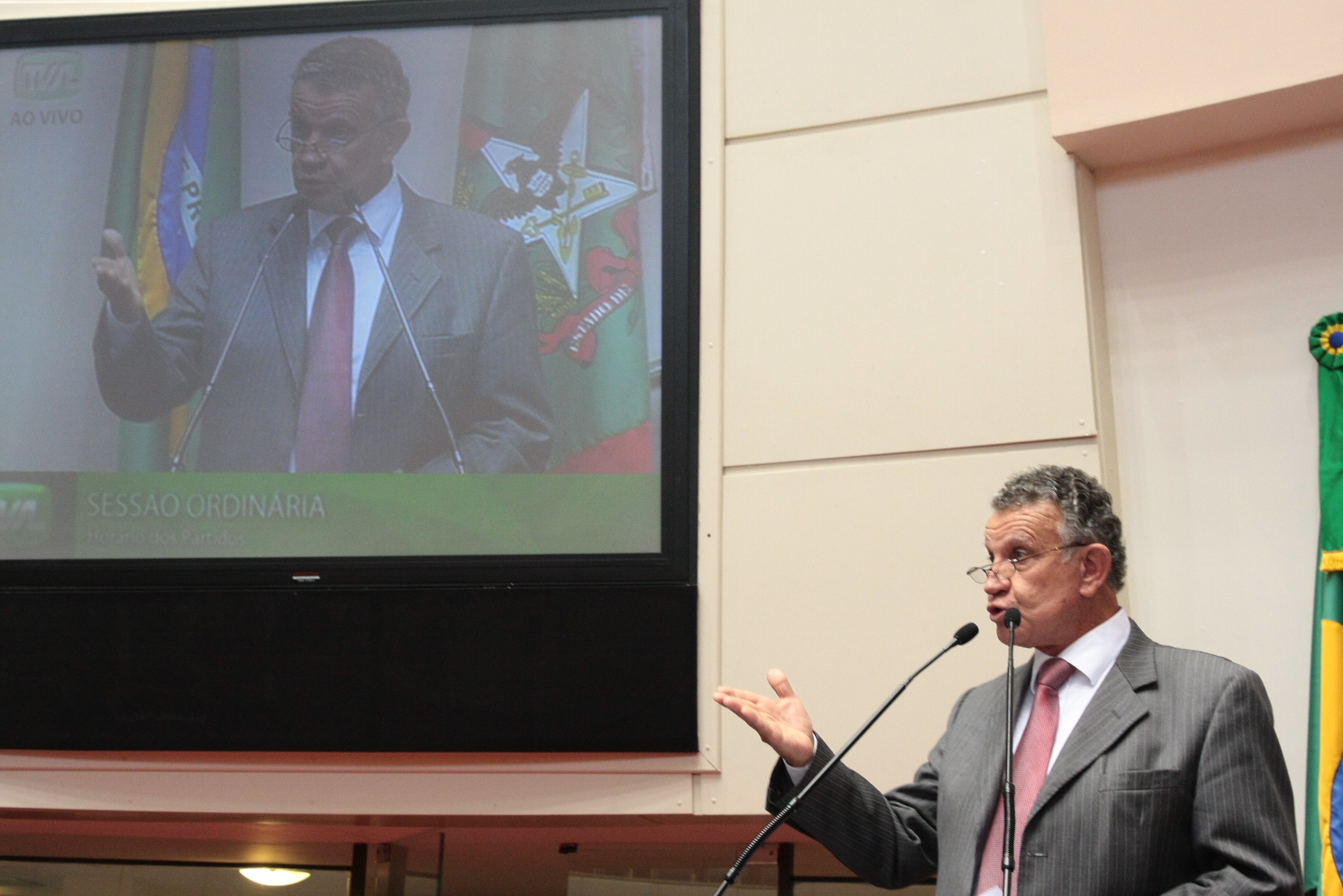 Sessão Ordinária - Plenário Osni Régis - Deputado: Edison Andrino (PMDB) - Foto: Eduardo Guedes de Oliveira