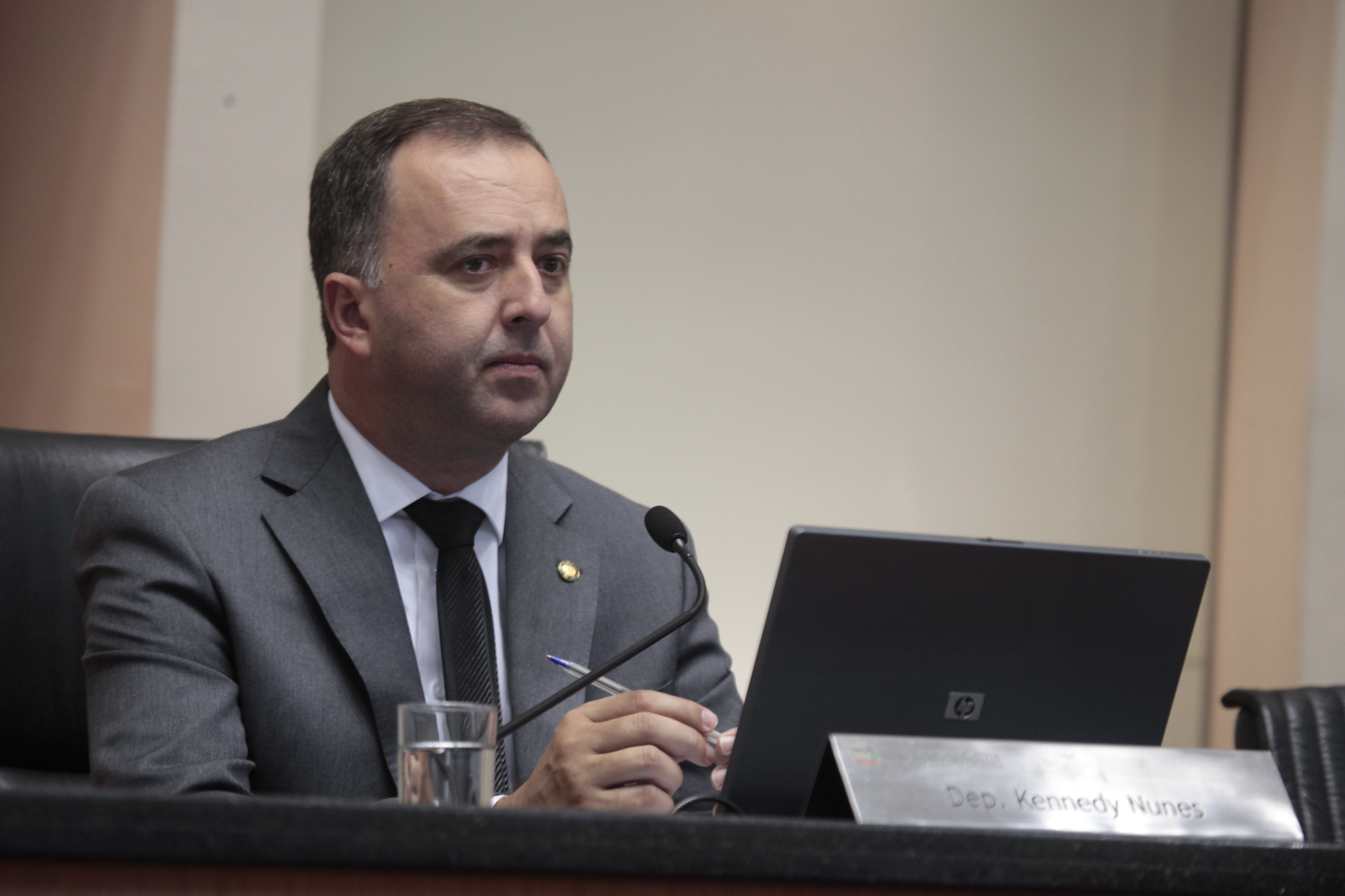 Sessão Ordinária - Plenário Osni Régis - Deputado Kennedy Nunes (PSD). Foto: Carlos Kilian