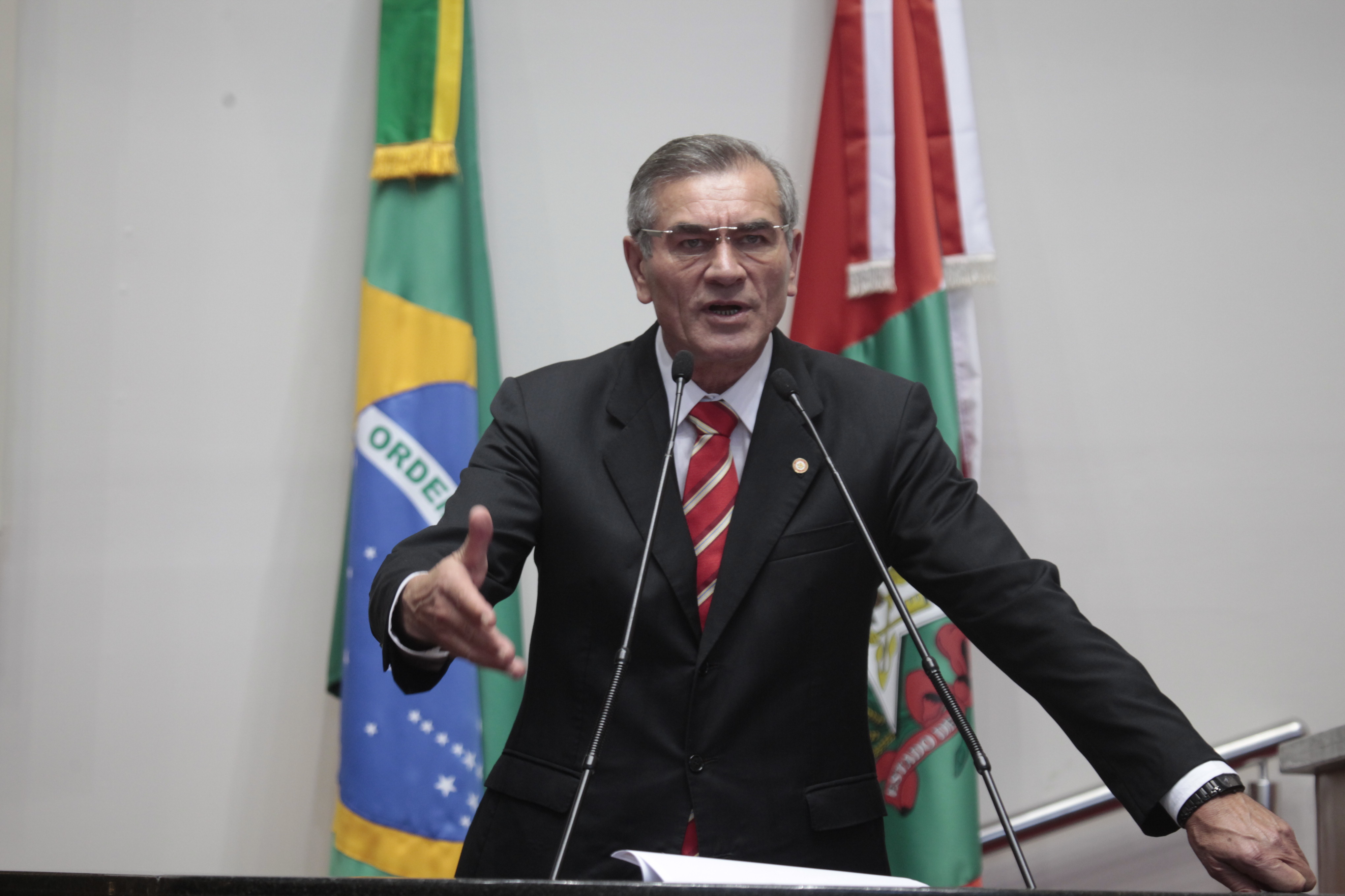 Sessão Ordinária - Plenário Osni Régis - Deputado Silvio Dreveck (PP). Foto: Carlos Kilian
