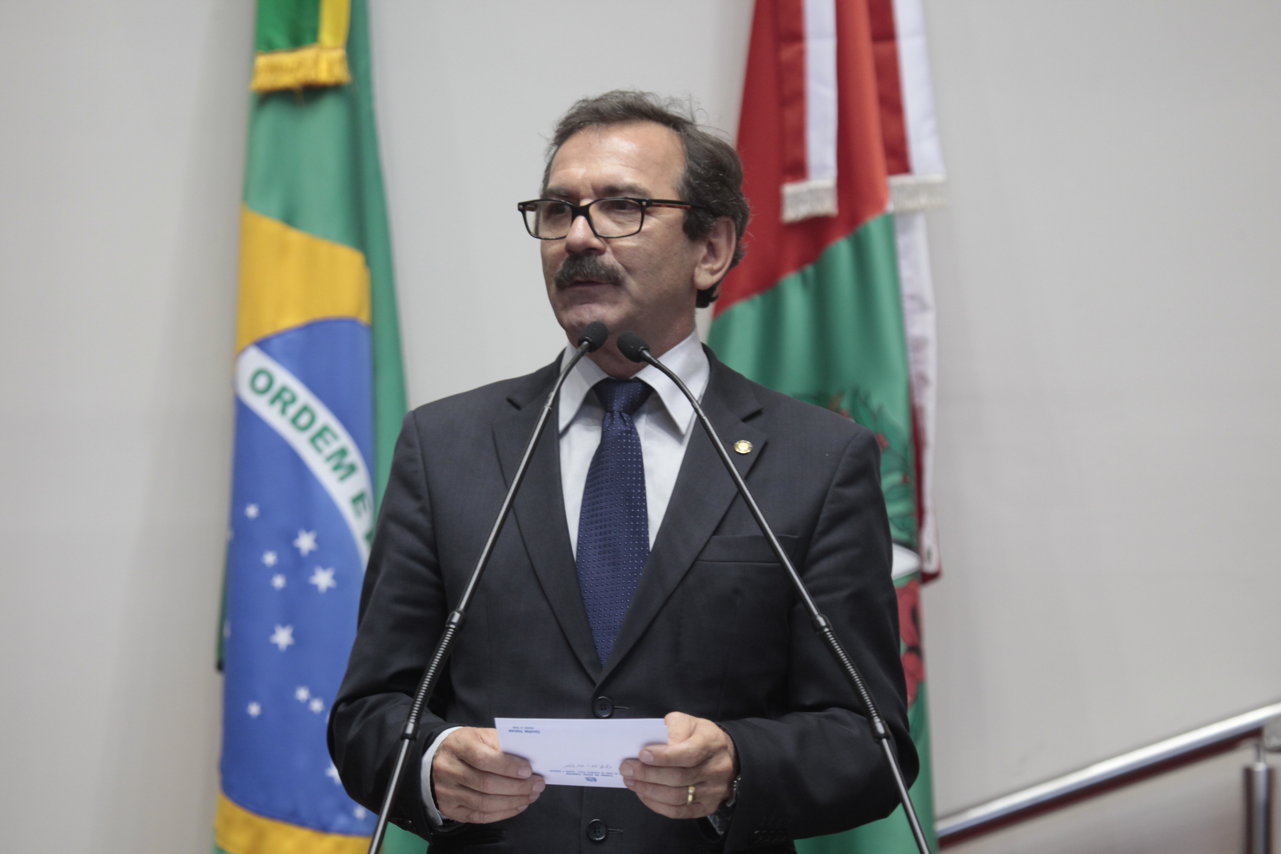 Sessão Ordinária - Plenário Osni Régis - Deputado Serafim Venzon  (PSDB) - Foto: Carlos Kilian
