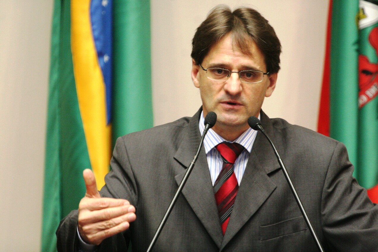 Saretta apoia destinação de parte do lucro de hidrelétricas para cidades atingidas por barragens